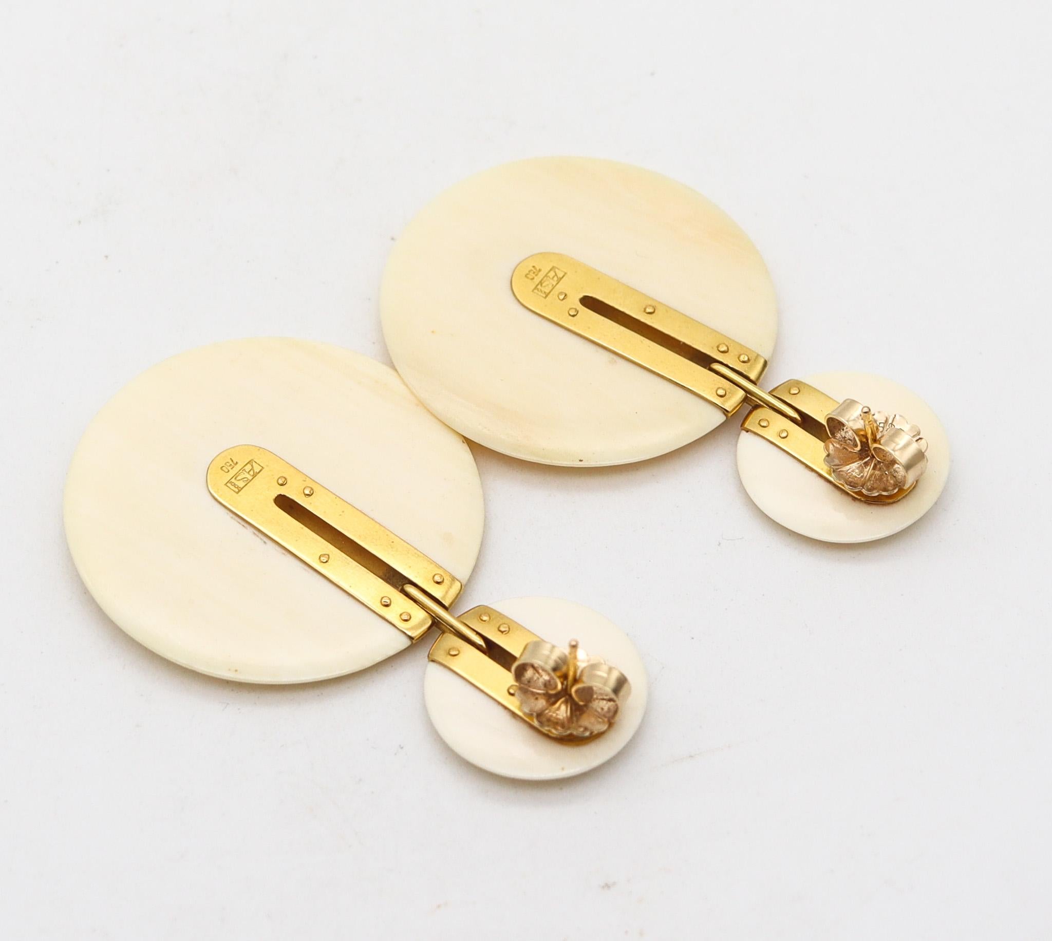 German Modernist 1970 Geometric Statement Dangle Drop Earrings 18Kt Yellow Gold For Sale 1