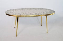 Mesa baja alemana de mosaico y latón de Berthold Muller, años 60