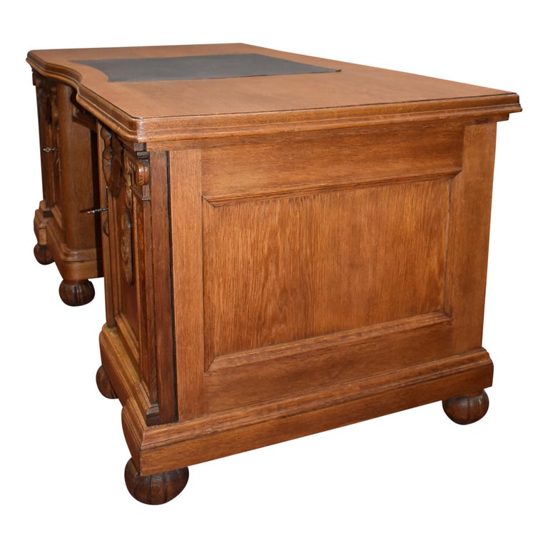 German Oak Desk with Burled Walnut Accents, circa 1930 For Sale at