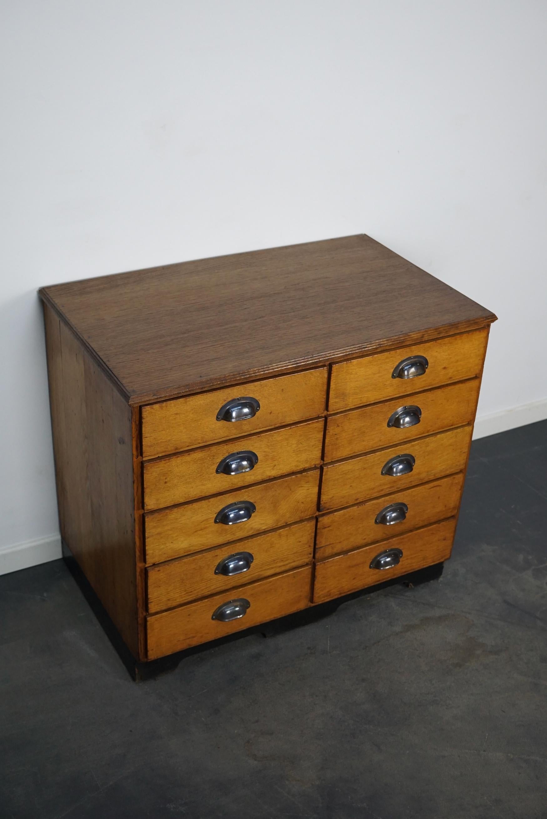 German Oak / Pine Apothecary Cabinet or Bank of Drawers, Mid-20th Century For Sale 7