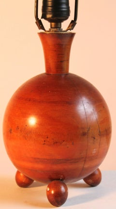 Deutsche oder österreichische Deko-Tischlampe aus Obstholz