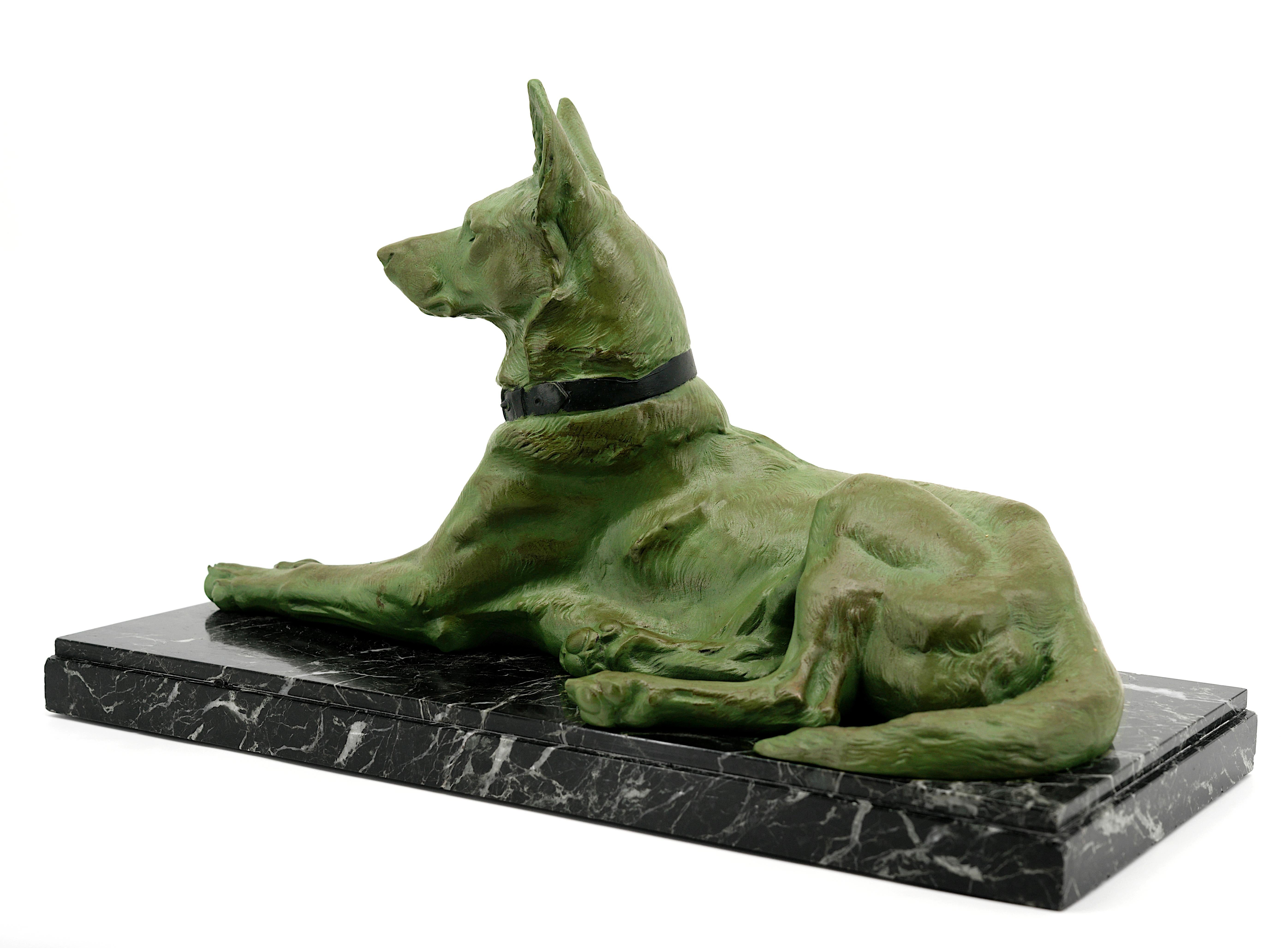 German or Belgian Shepherd Sculpture 1910s In Excellent Condition For Sale In Saint-Amans-des-Cots, FR