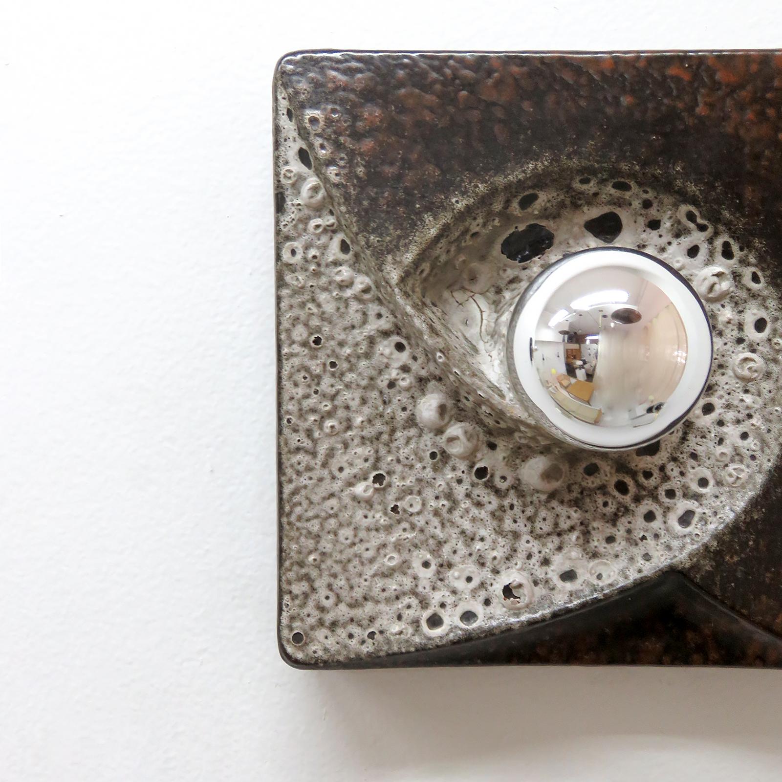 Lampade da parete in ceramica di Pan, 1960 In condizioni buone in vendita a Los Angeles, CA