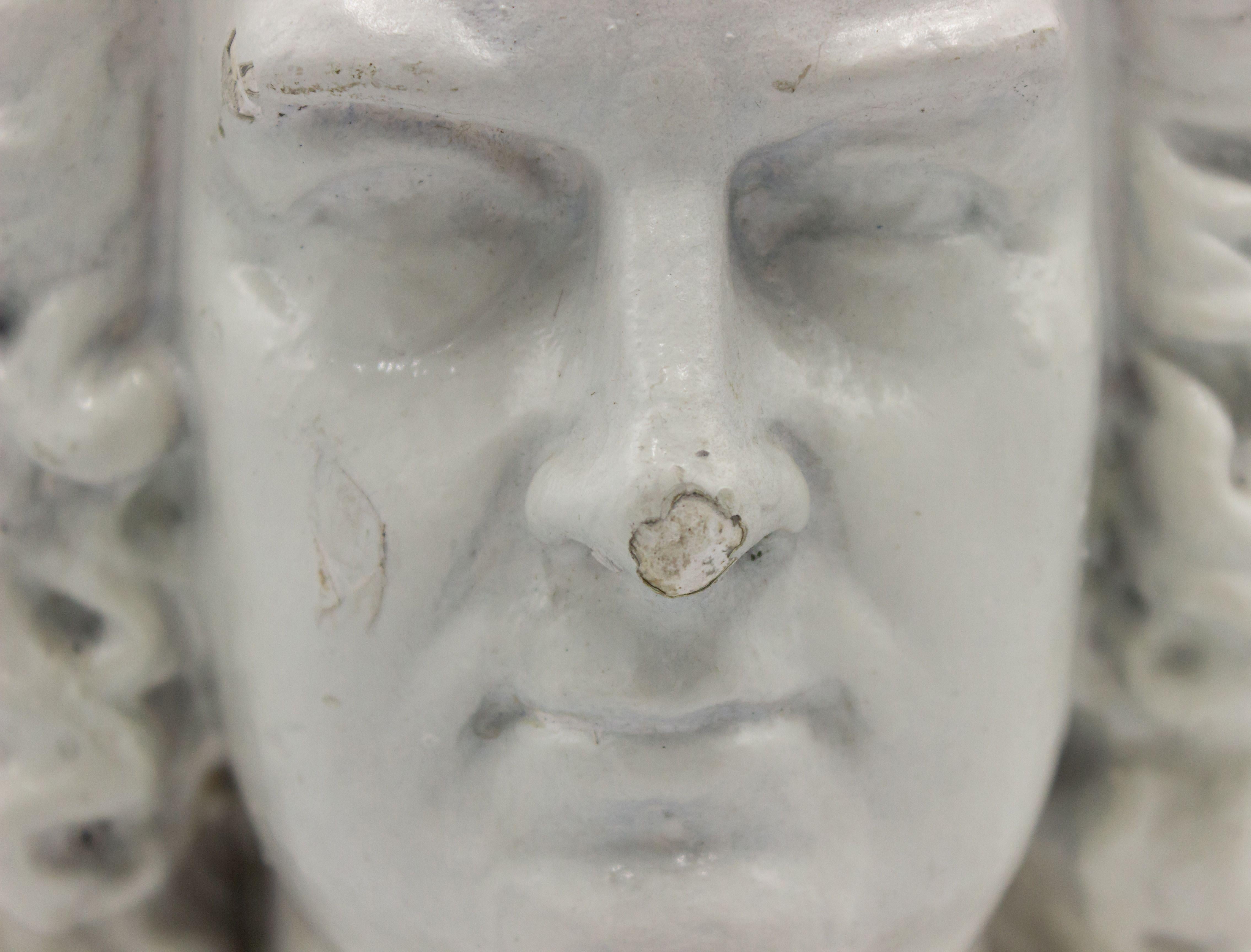 Busto in gesso tedesco dipinto di bianco di Bach