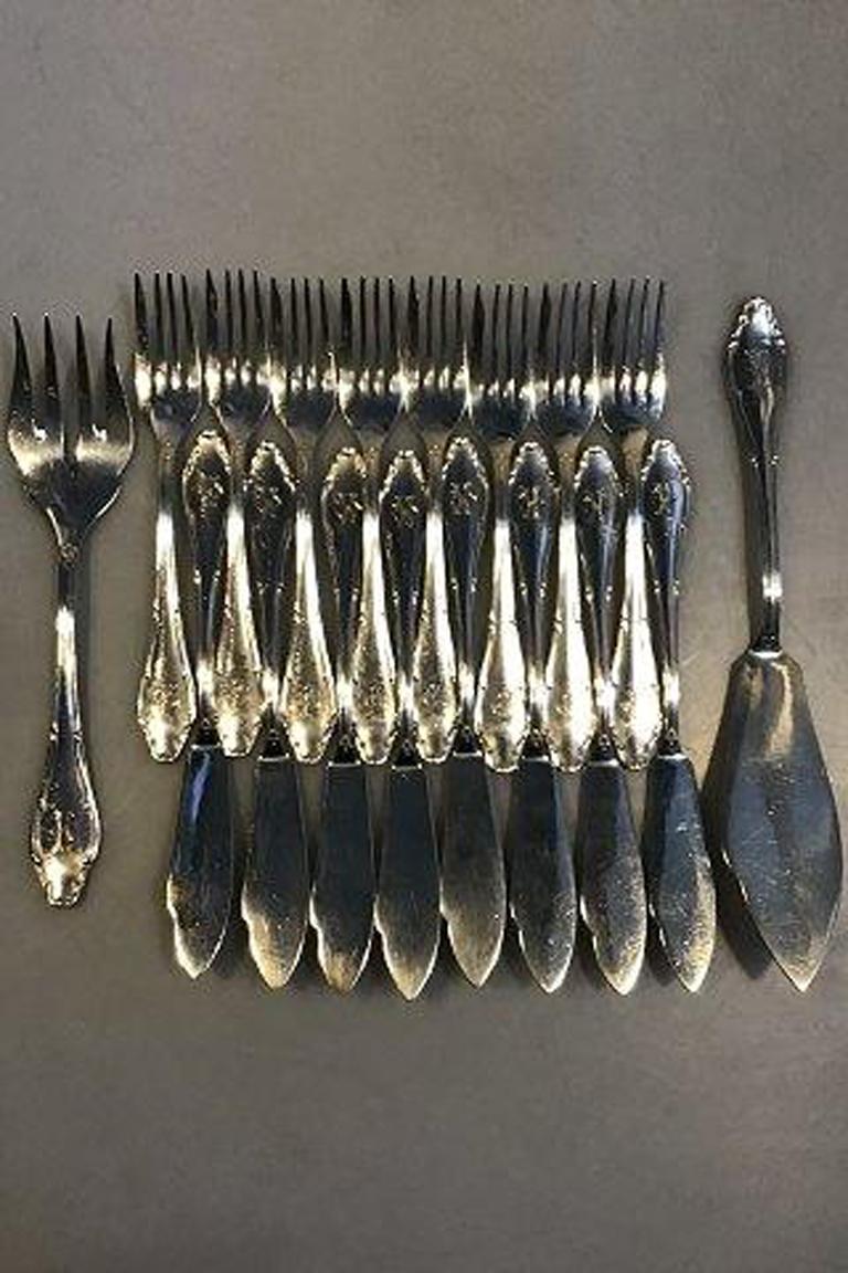 German plated fish cutlery for 8 Pers incl Servingset (18 pcs)(All parts witg engravings) 

Fork 18.3 cm/7.20