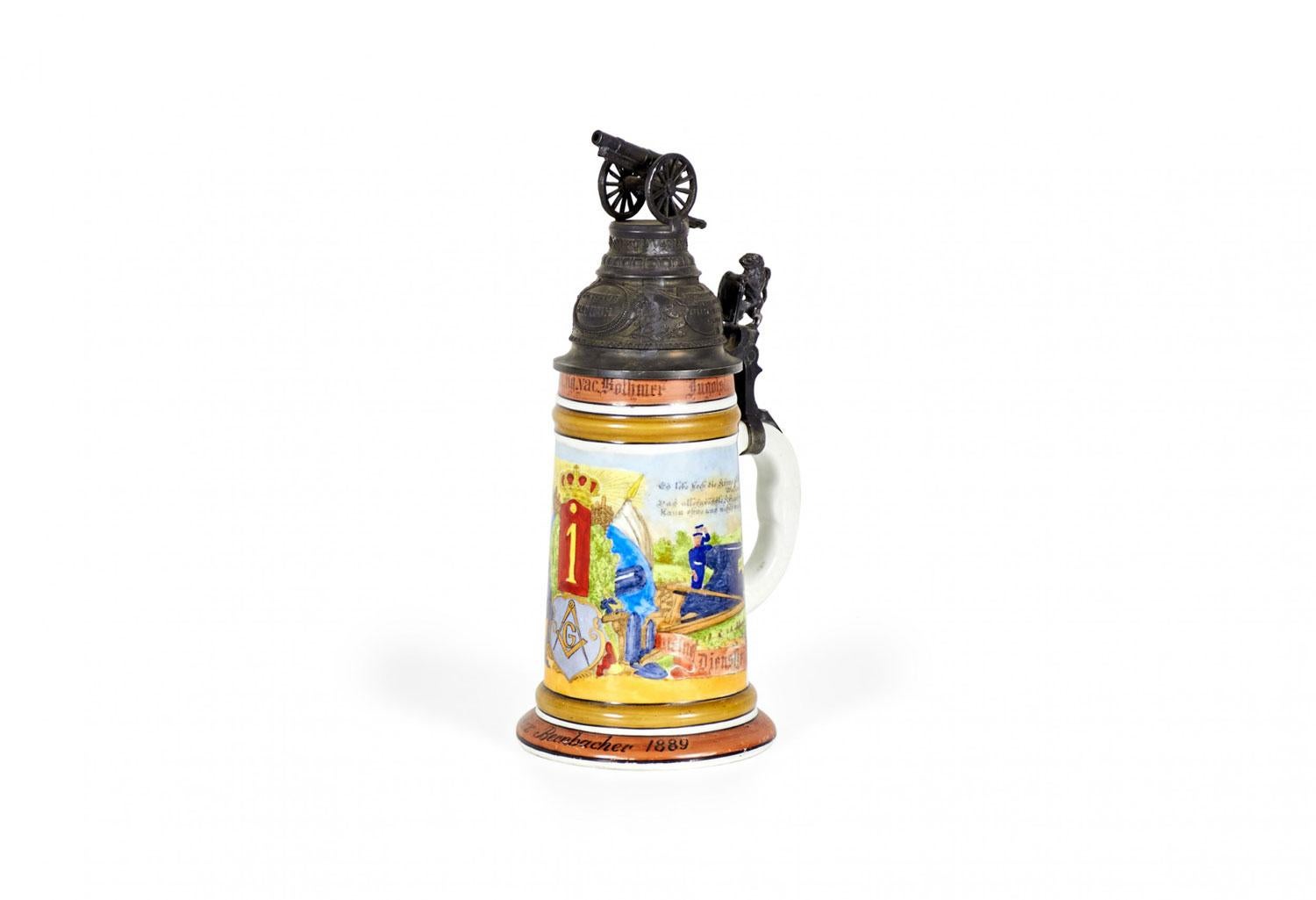 Stein à bière allemand en porcelaine et étain en vente 4