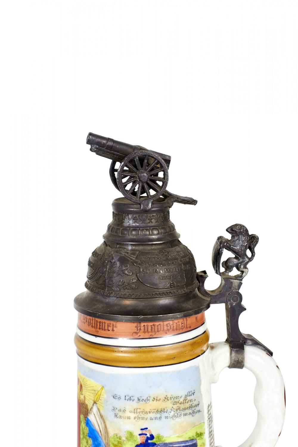 Stein à bière allemand en porcelaine et étain en vente 7