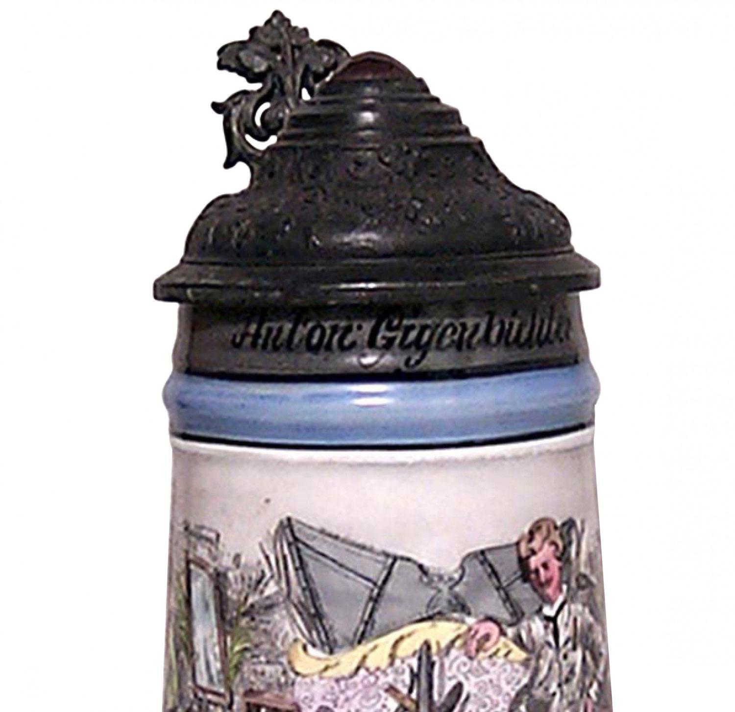 Deutscher Beer Stein aus Porzellan und Zinn im Zustand „Gut“ im Angebot in Queens, NY