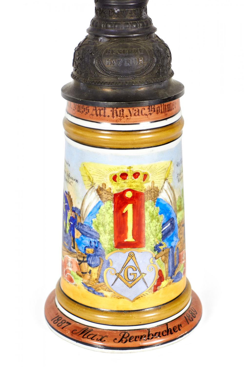 Allemand Stein à bière allemand en porcelaine et étain en vente
