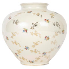 Jarrón Boulle de porcelana alemana, Siglo XX.