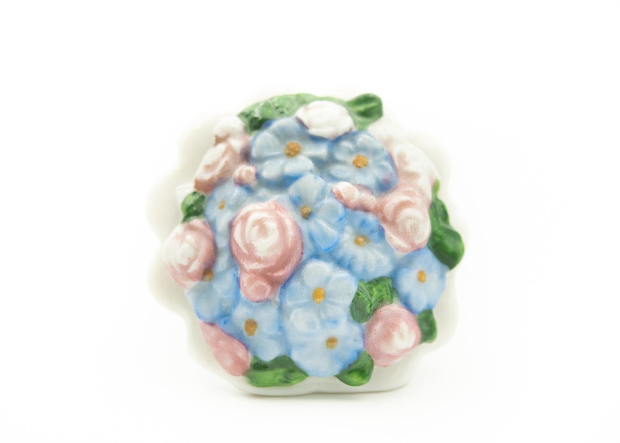 20th Century German Porcelain Bouquet Place Card Placecard Holder Set of 8 For Sale