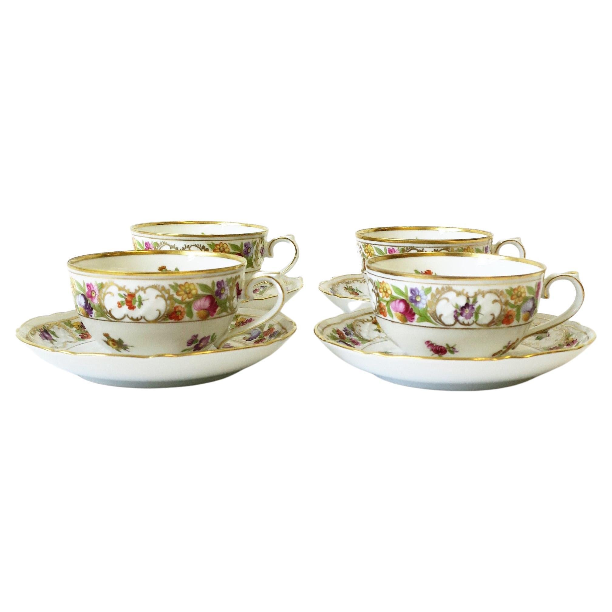 German Porcelain Coffee or Tea Cup and Saucer, Set of 4
