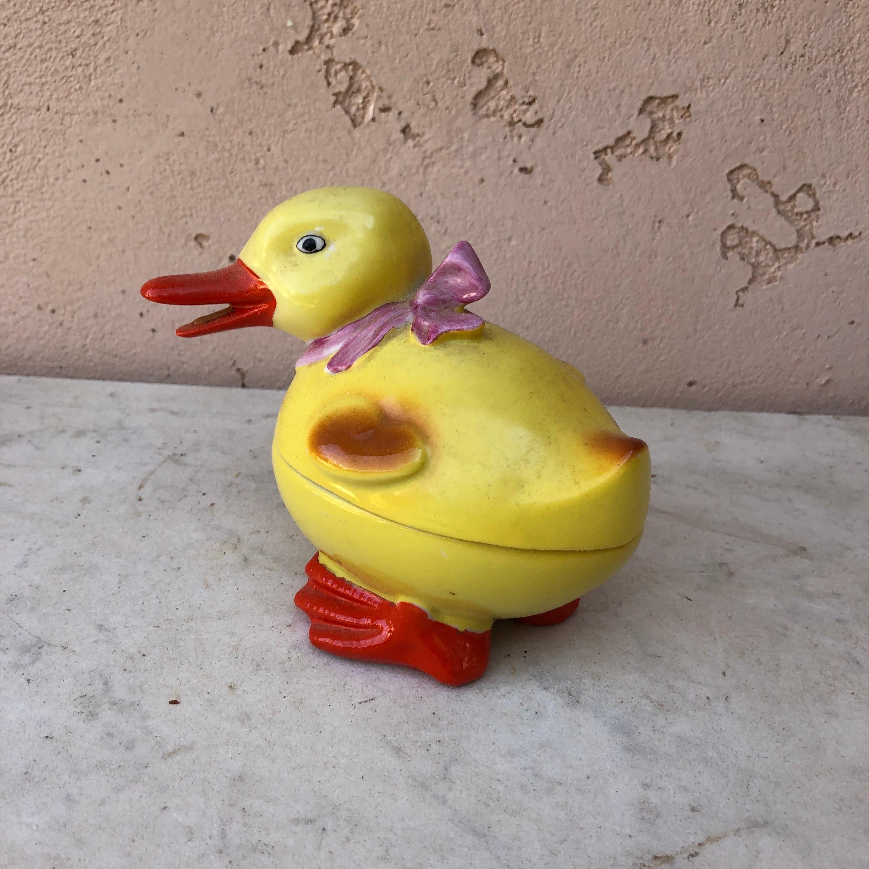 German porcelain duckling with bow box, Circa 1930.
