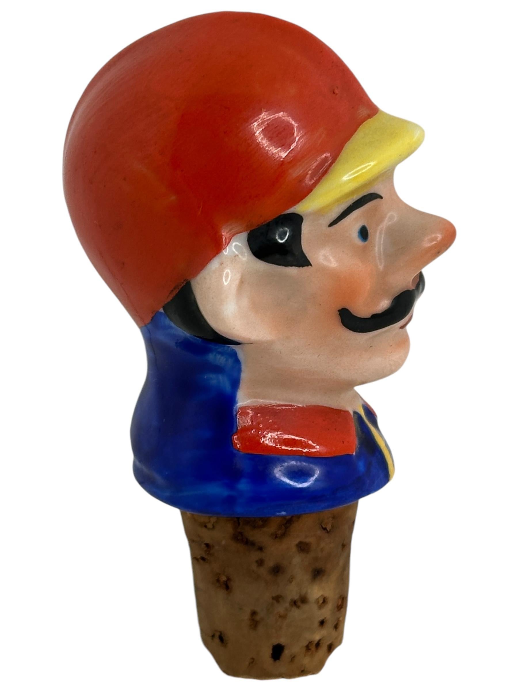 Deutscher figuraler Feuermann-Kopf-Kork-Flaschenflaschen- Stopper aus Porzellan, 1930er Jahre im Zustand „Gut“ im Angebot in Nuernberg, DE
