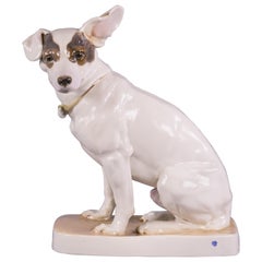Deutsche Porzellanfigur eines Hundes:: Nymphenburg:: datiert 1918