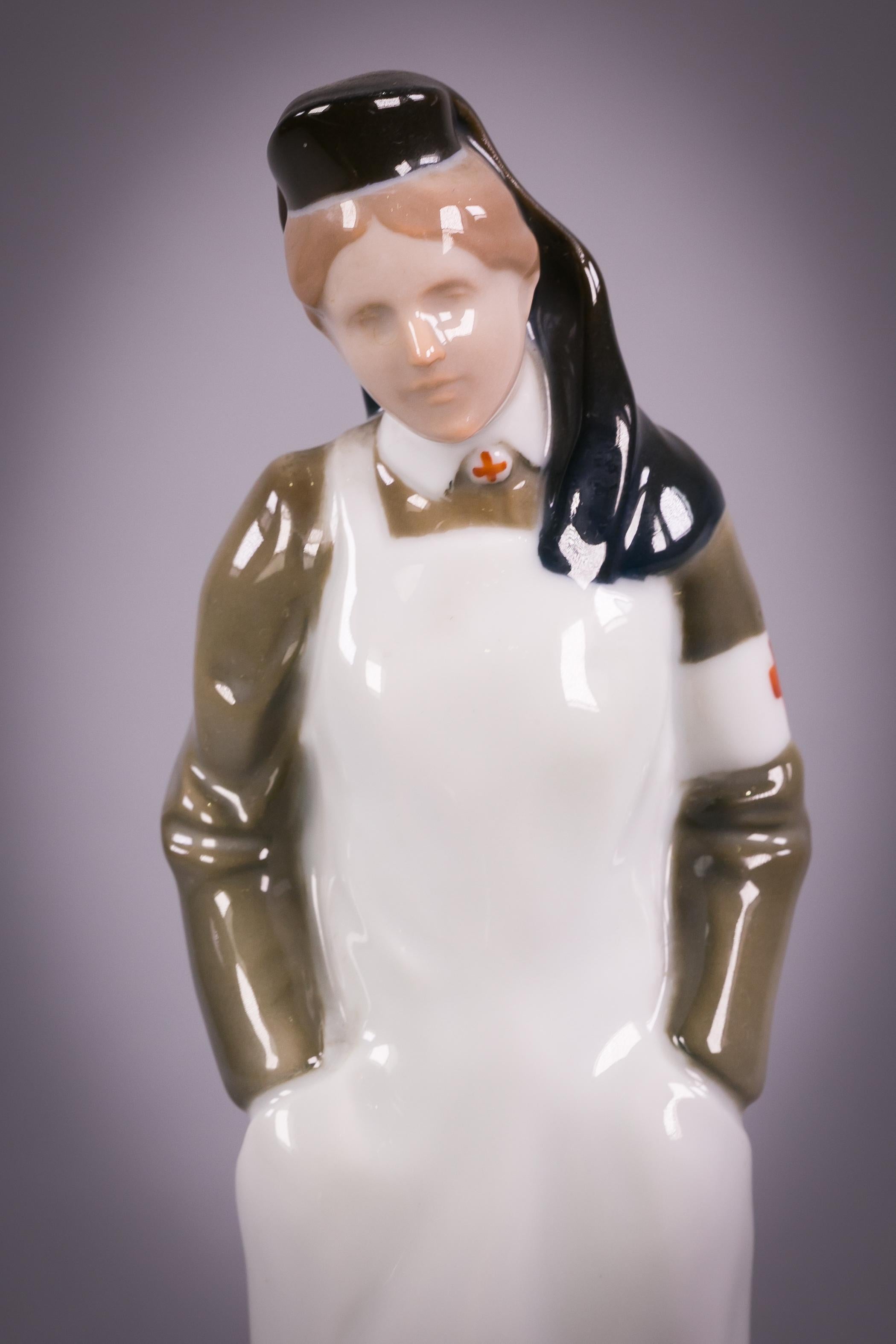 Early 20th Century German Porcelain Figure of a Red Cross Nurse, Rosenthal, circa 1920 For Sale