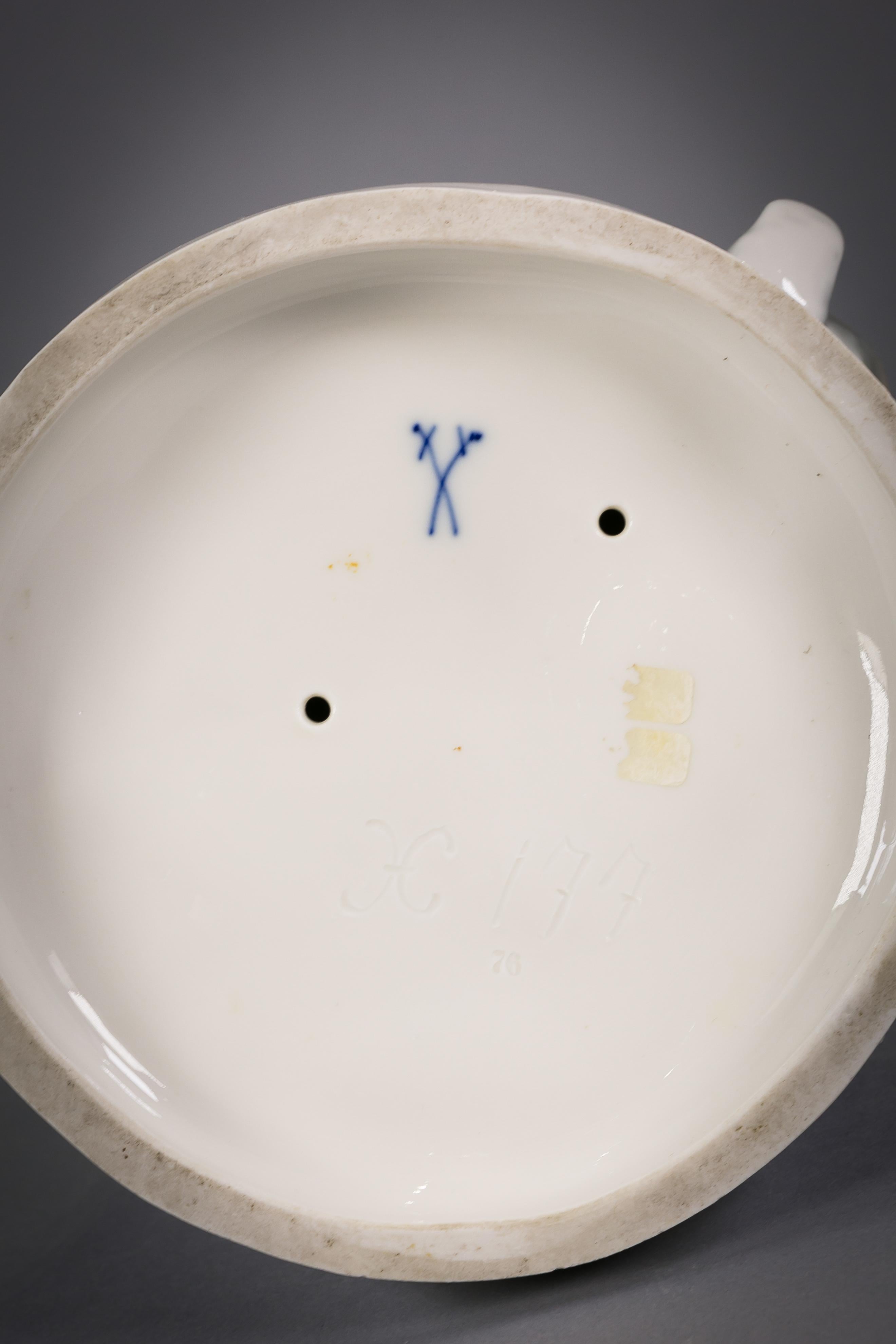 Inizio XX secolo Gruppo di due conigli in porcellana tedesca, Meissen, 1910 circa in vendita