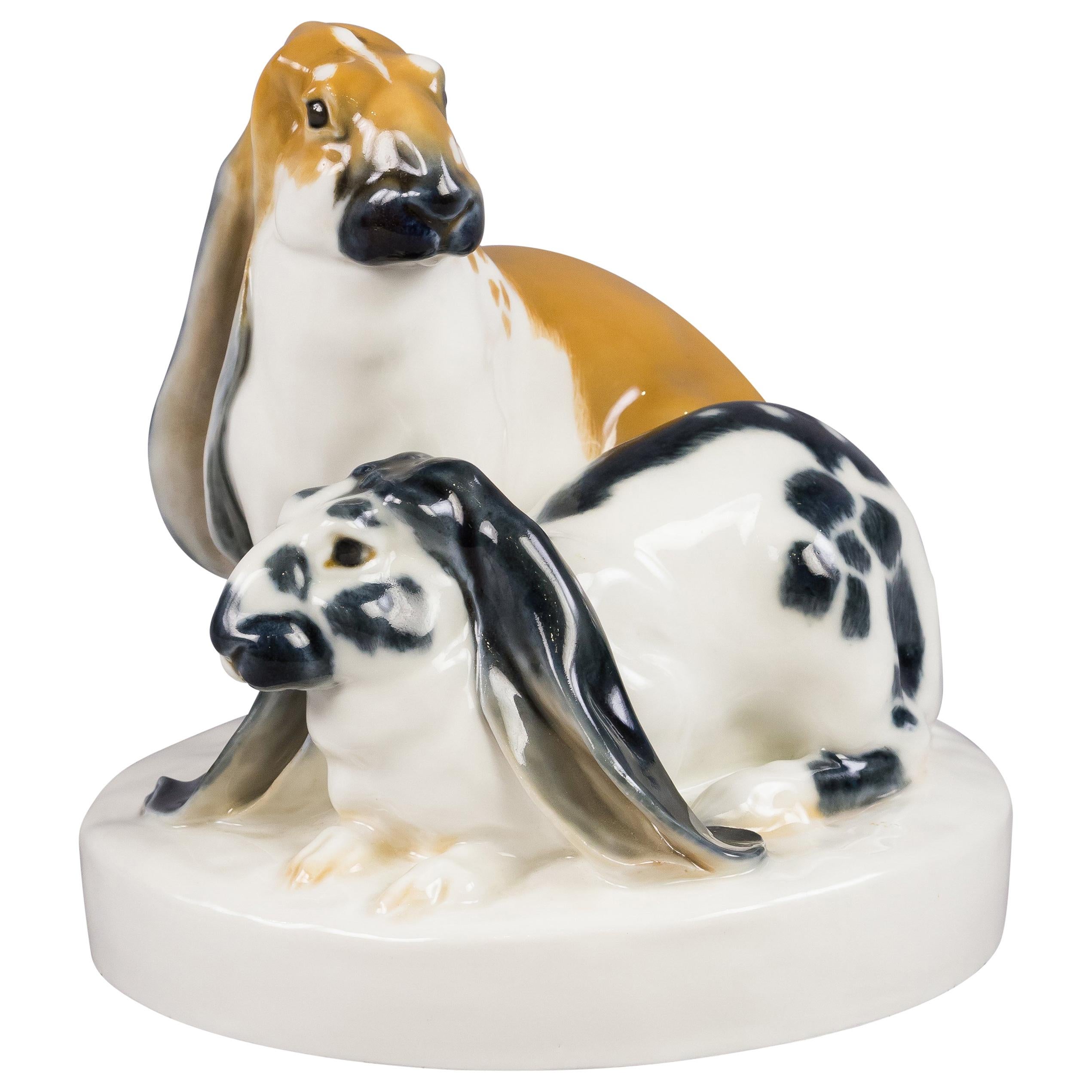 German Porcelain Group of Two Rabbits, Meissen, circa 1910 For Sale