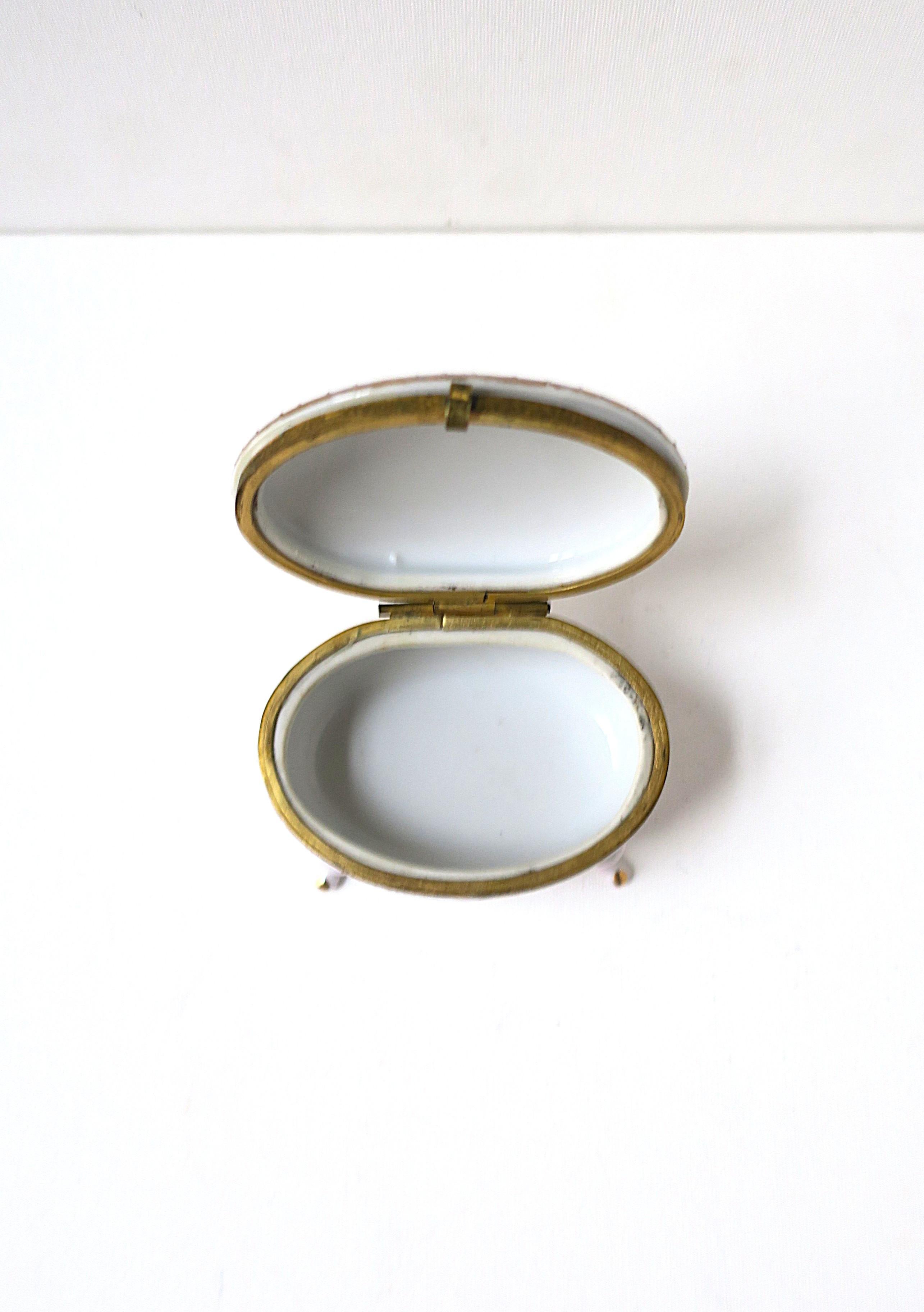 German Porcelain Jewelry Box For Sale 7