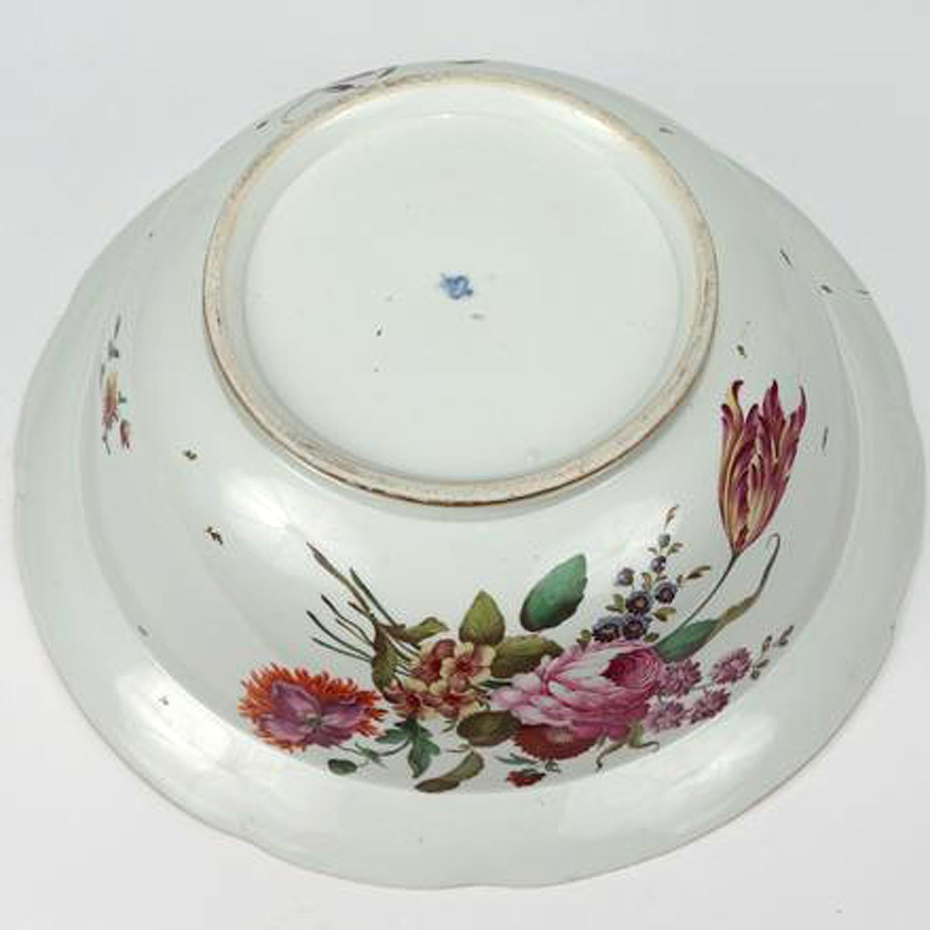 German Porcelain Large Botanical Bowl or Basin, Ludwigsburg, circa 1780 8