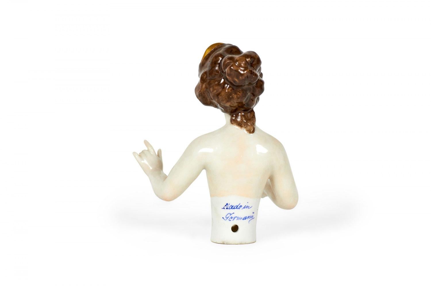 Biedermeier Figurine de femme nue en porcelaine allemande en vente