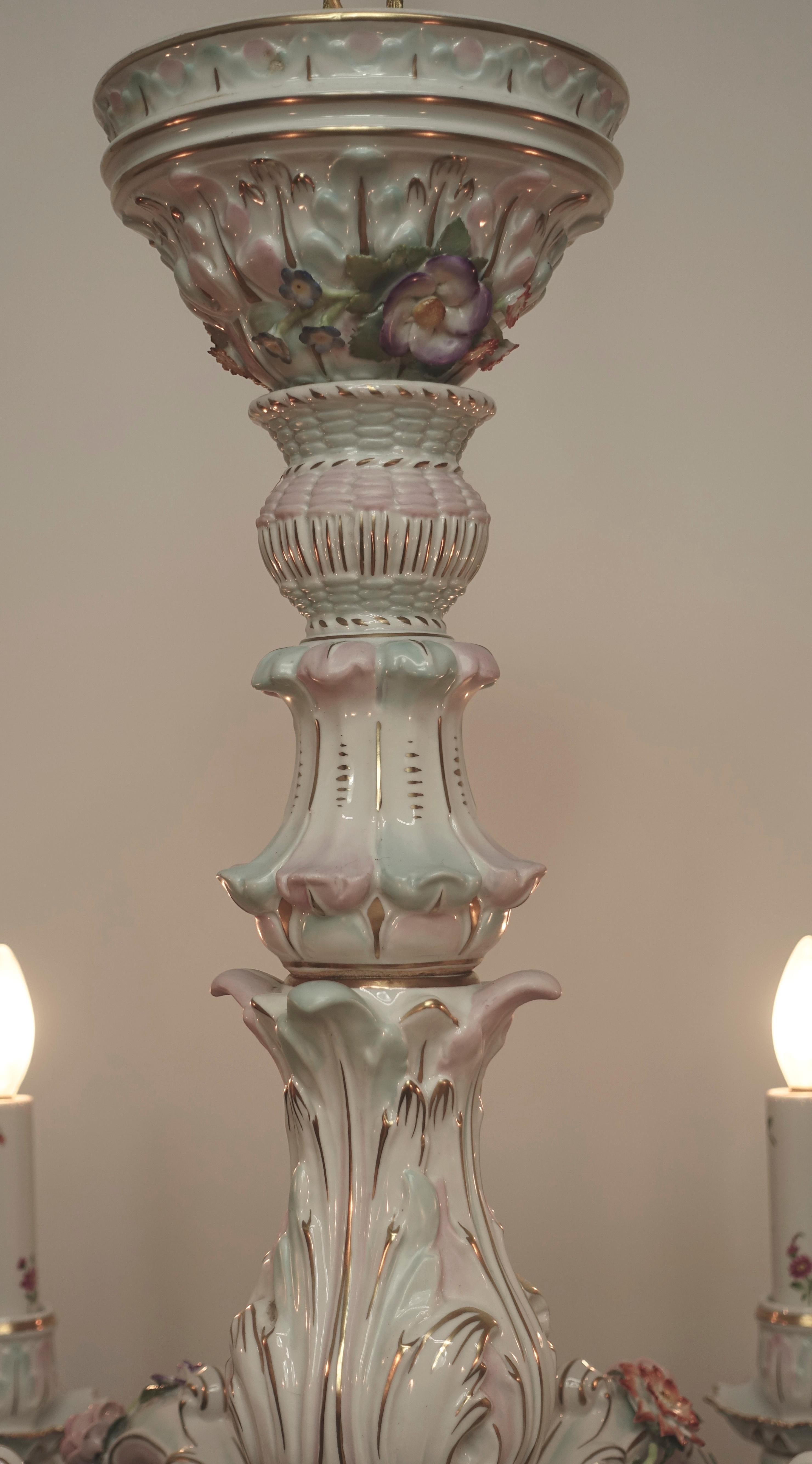 Von Schierholz Handmalerei painted and highly decorated floral pattern porcelain six-light chandelier with 22