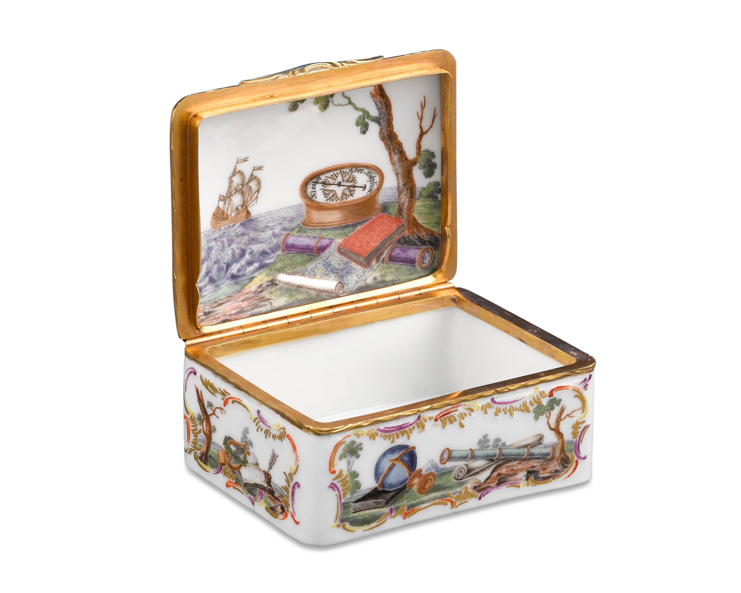 Neoclassical German Porcelain Snuff Box For Sale