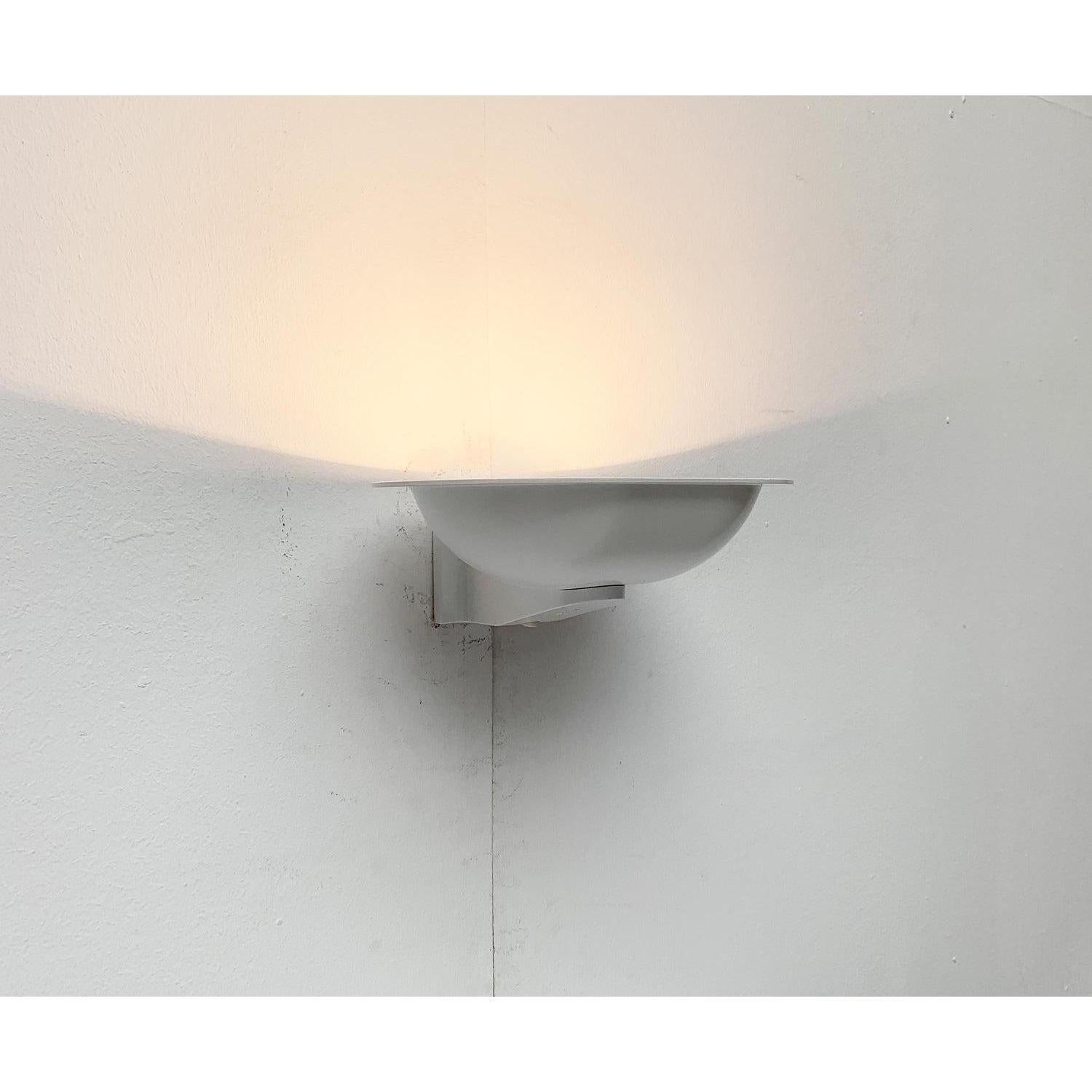 Lampada da parete tedesca postmoderna in metallo di Staff In condizioni buone in vendita a Hamburg, DE