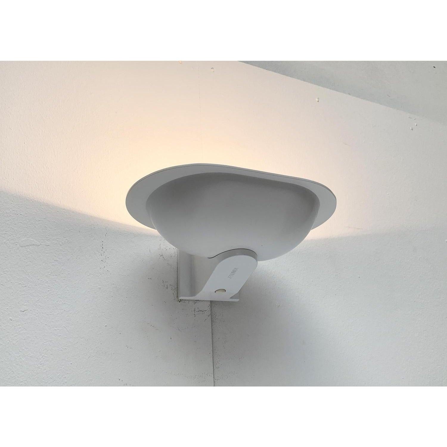 Metallo Lampada da parete tedesca postmoderna in metallo di Staff in vendita