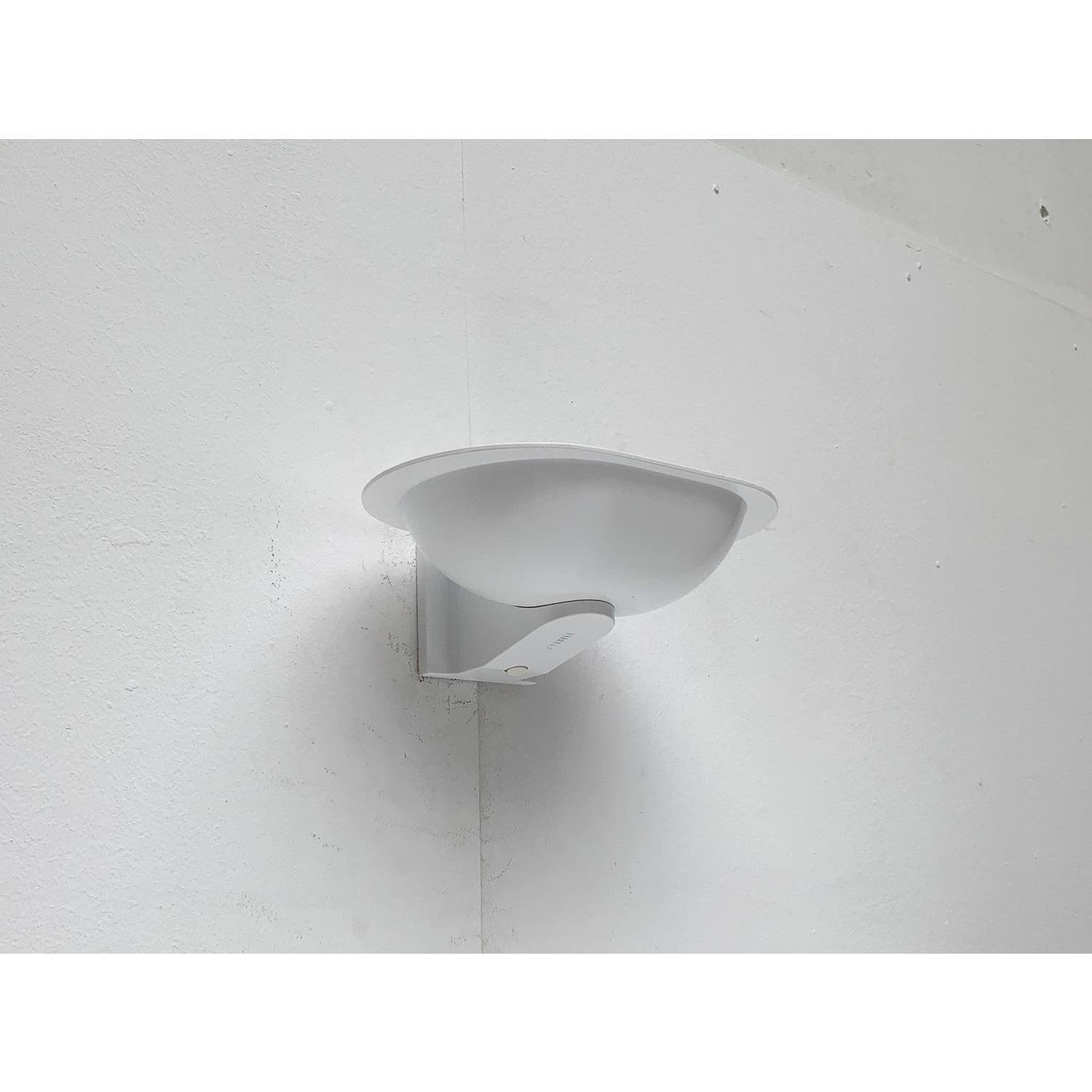 Lampada da parete tedesca postmoderna in metallo di Staff in vendita 1