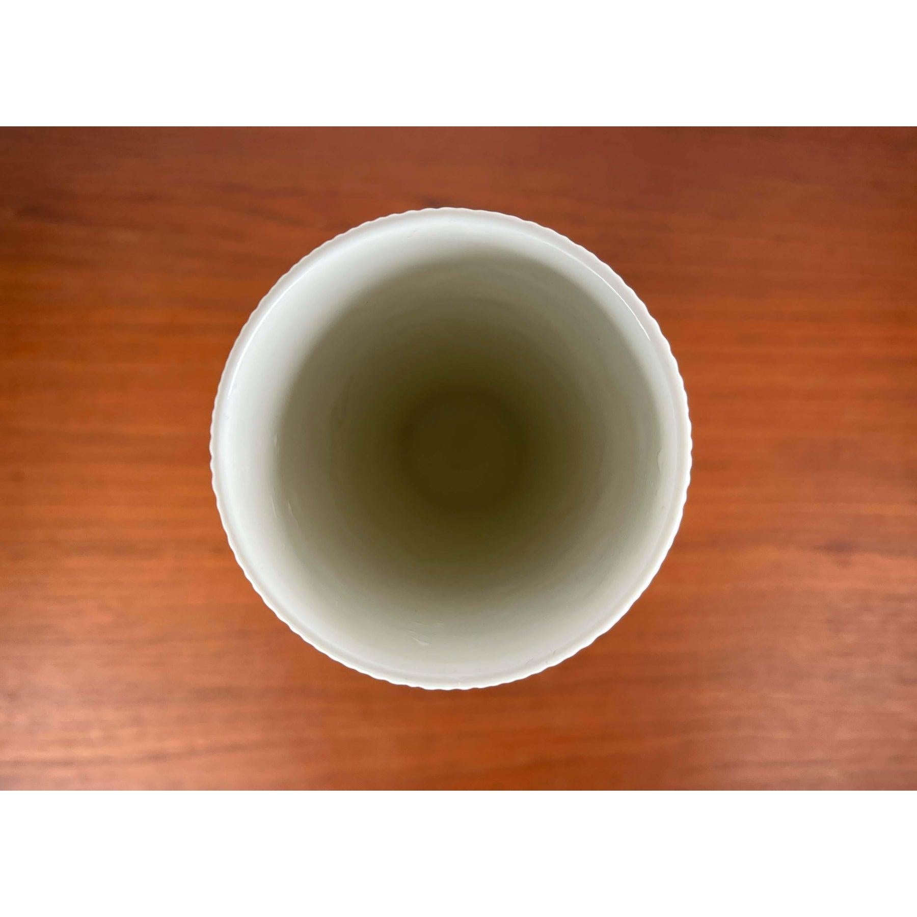 Jarrón alemán postmoderno Studio Line de Werner Schreib para Rosenthal, años 80 en venta 2