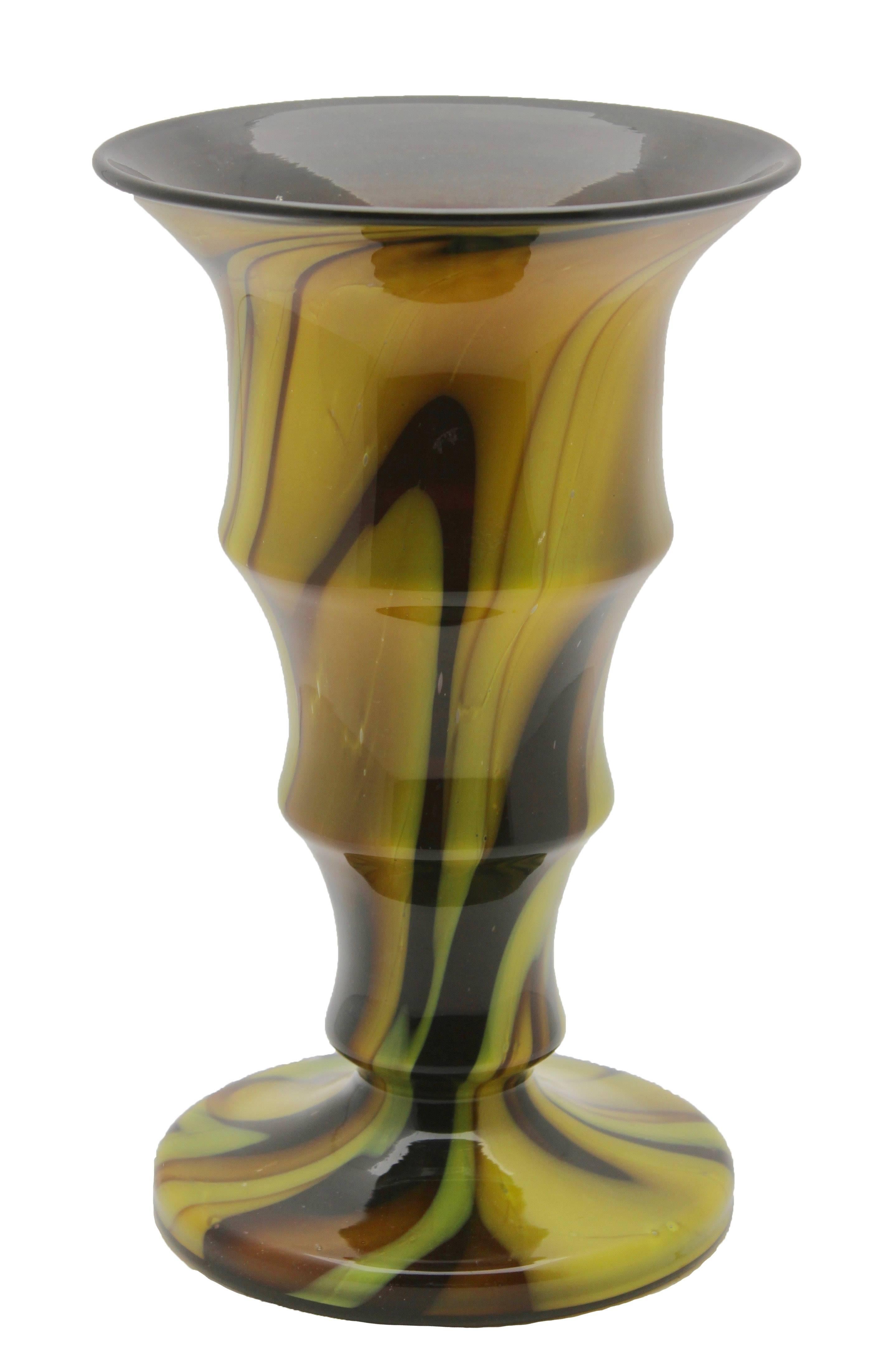 Mid-Century Modern German Posy Vase with Concave Ribs, Toffee and Caramel Swirls, circa 1980 For Sale