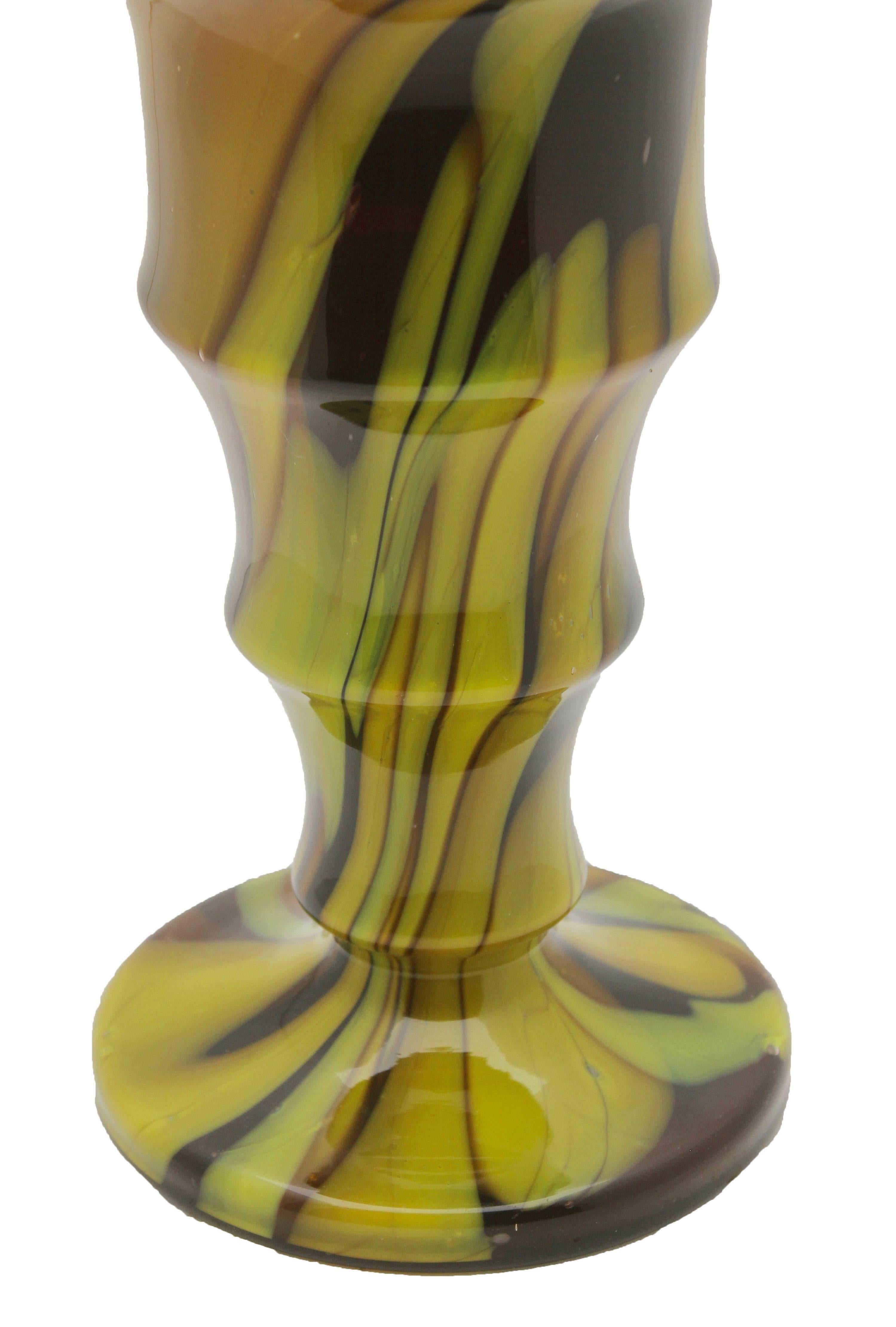 Hand-Crafted German Posy Vase with Concave Ribs, Toffee and Caramel Swirls, circa 1980 For Sale