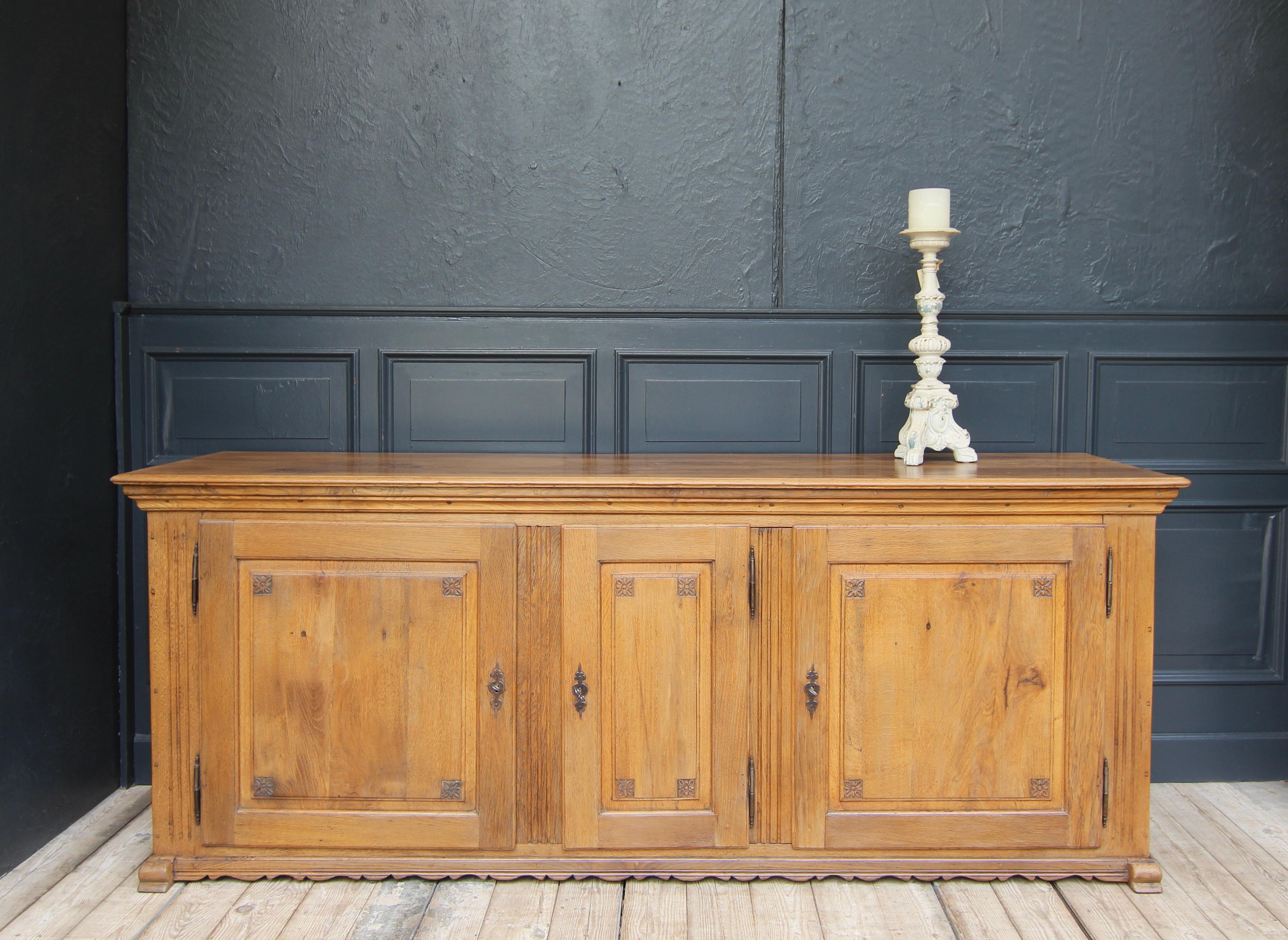 20th Century German Provincial Louis XVI Style Sideboard made of Oak For Sale