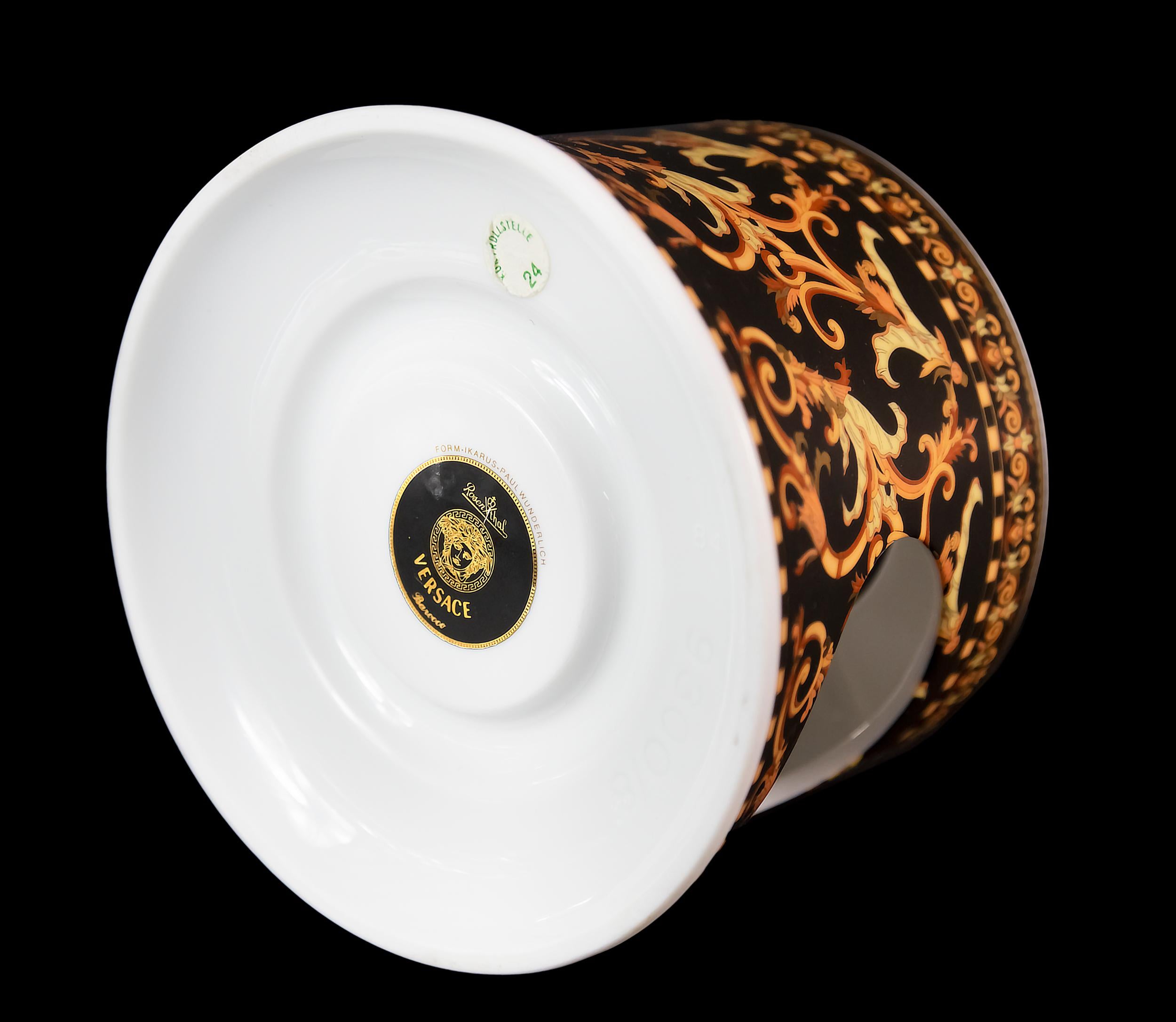 Allemand Heater en porcelaine allemande Rosenthal pour cafetière Modèle Barocco de Versace en vente