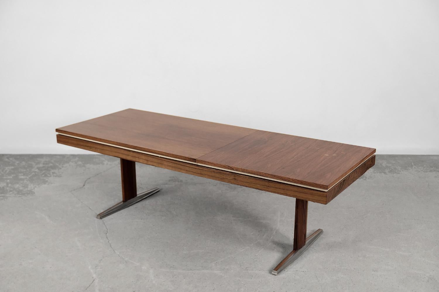 Vintage Mid-century Modern German Rosewood Adjustable Table from E.M.U, 1960s In Good Condition For Sale In Warszawa, Mazowieckie