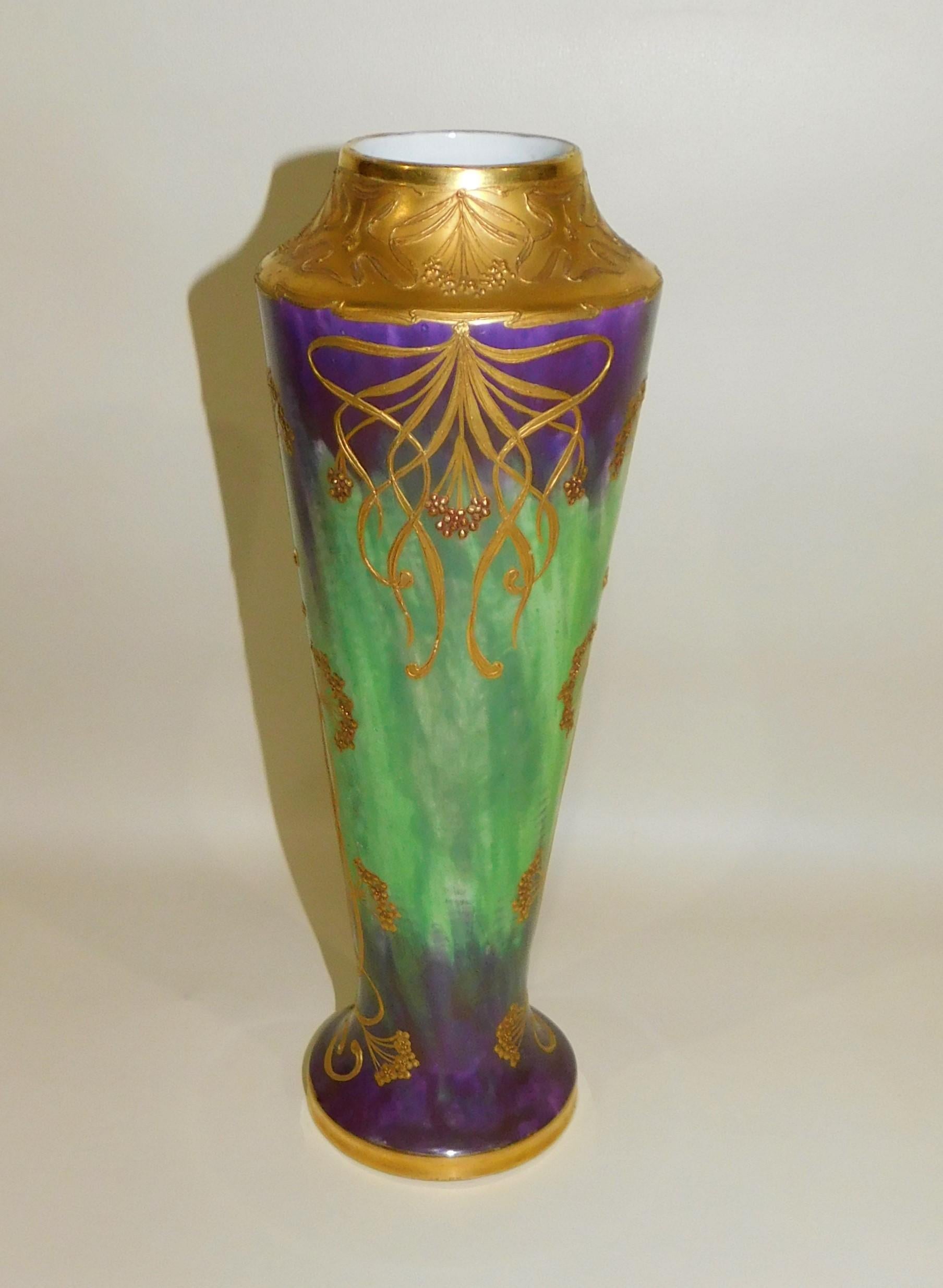 German Royal Vienna Art Nouveau Portrait Vase Porcelain Gold Gilding For Sale 6