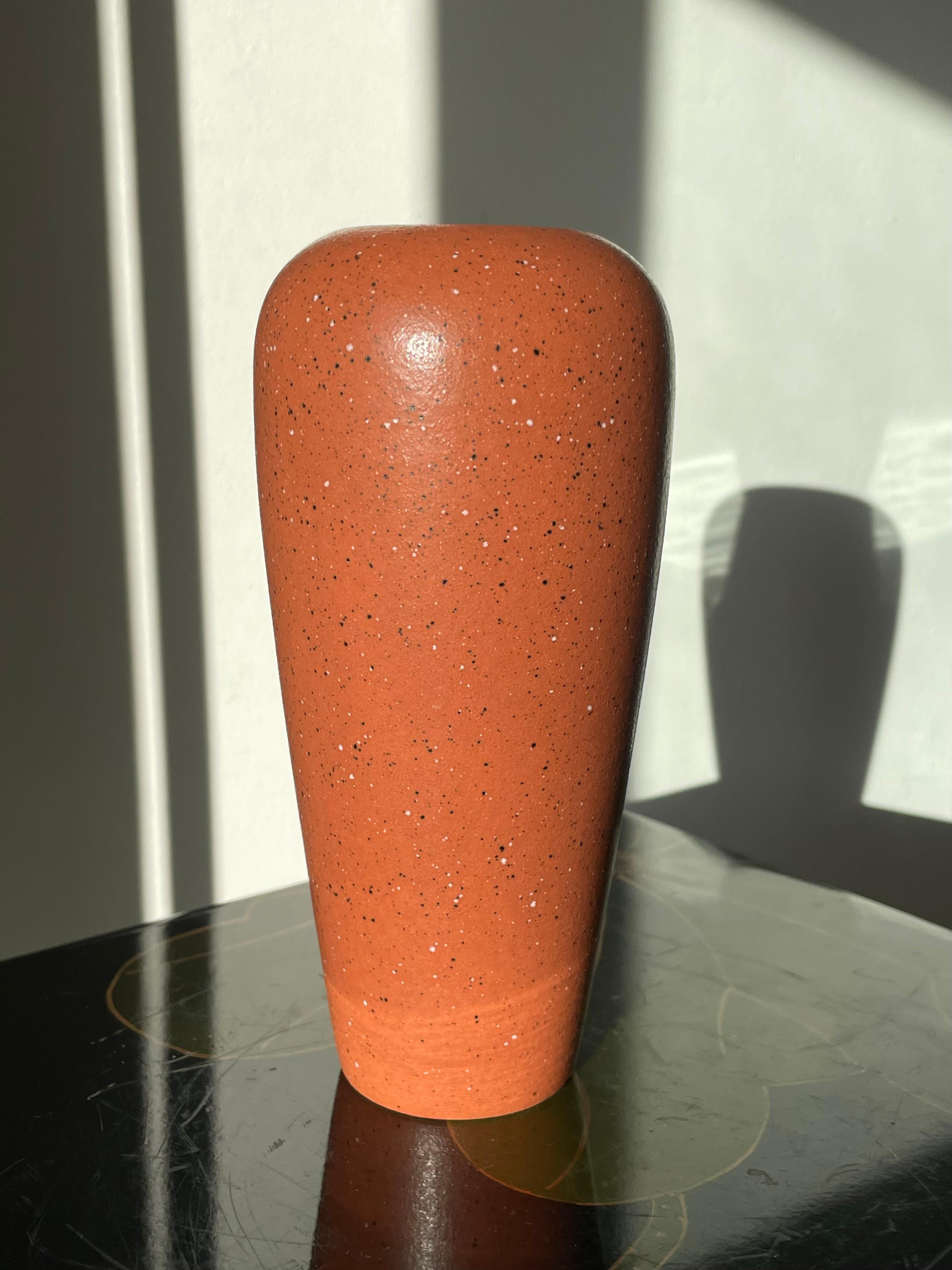 Mid-Century Modern Scheurich Rusty Red Ceramic Modern Vase, 1970s For Sale