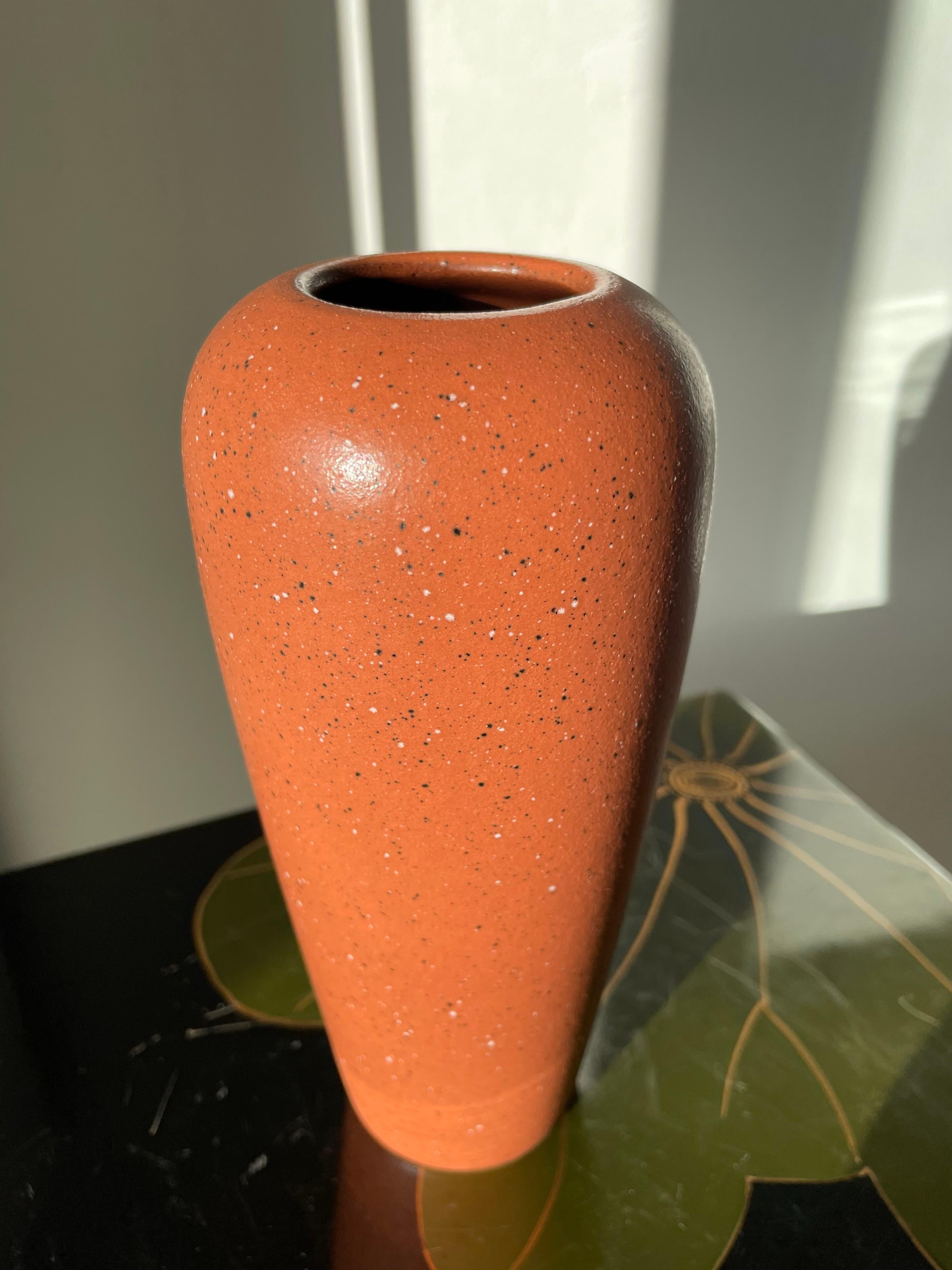 Scheurich Rusty Red Ceramic Modern Vase, 1970s In Good Condition For Sale In Copenhagen, DK