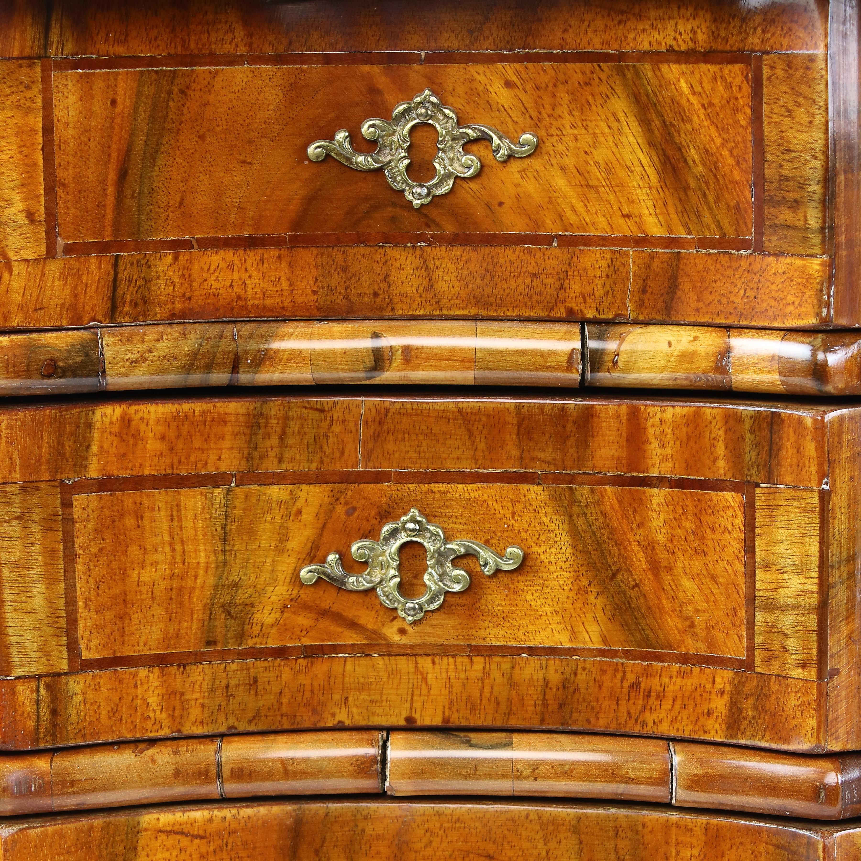 German Saxonian Baroque Style Walnut Veneer Chest of Drawers or Commode 4