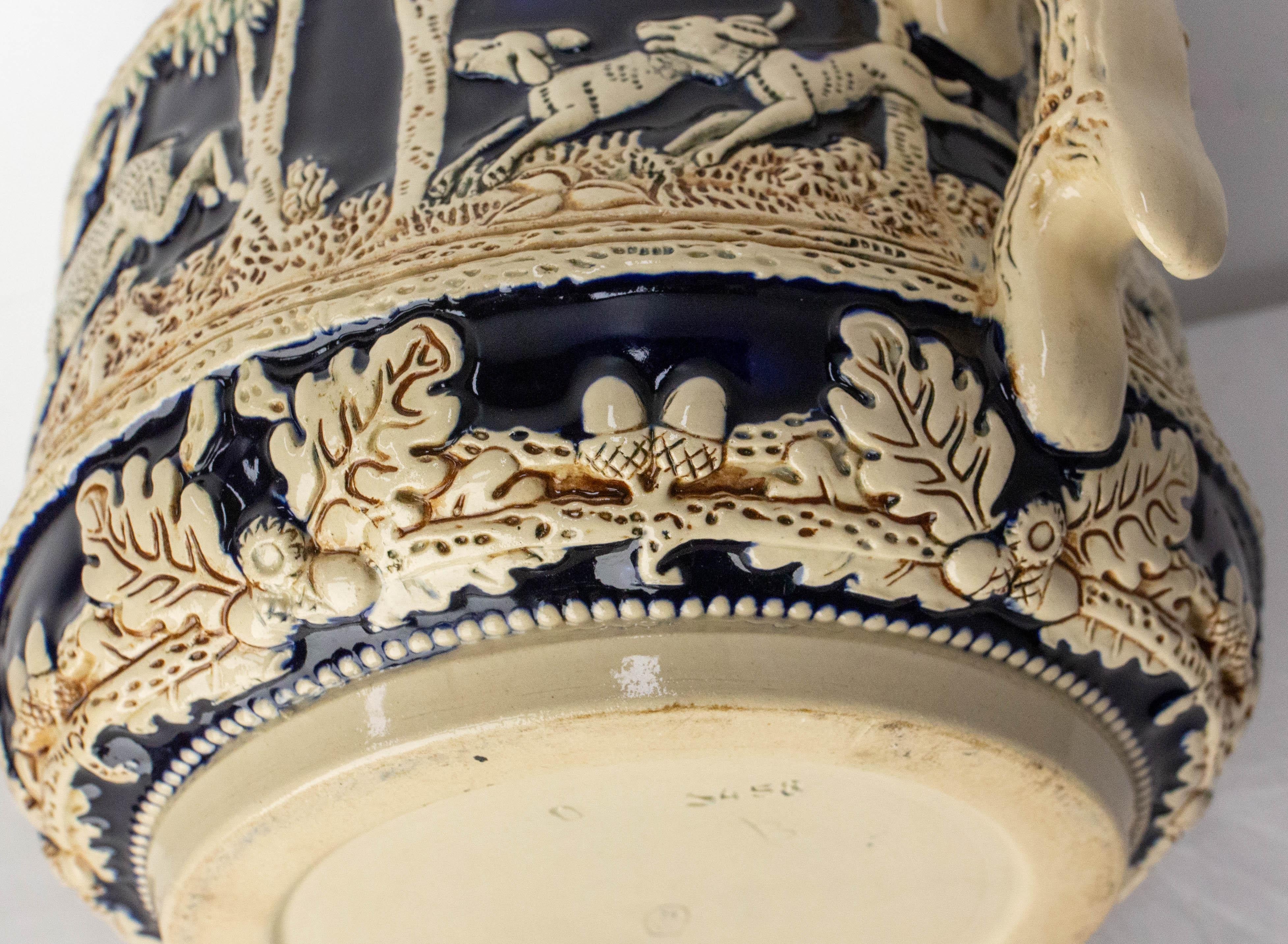 Centrotavola in gres tedesco Scharzwald Art Nouveau Scene di caccia, circa 1900 in vendita 11