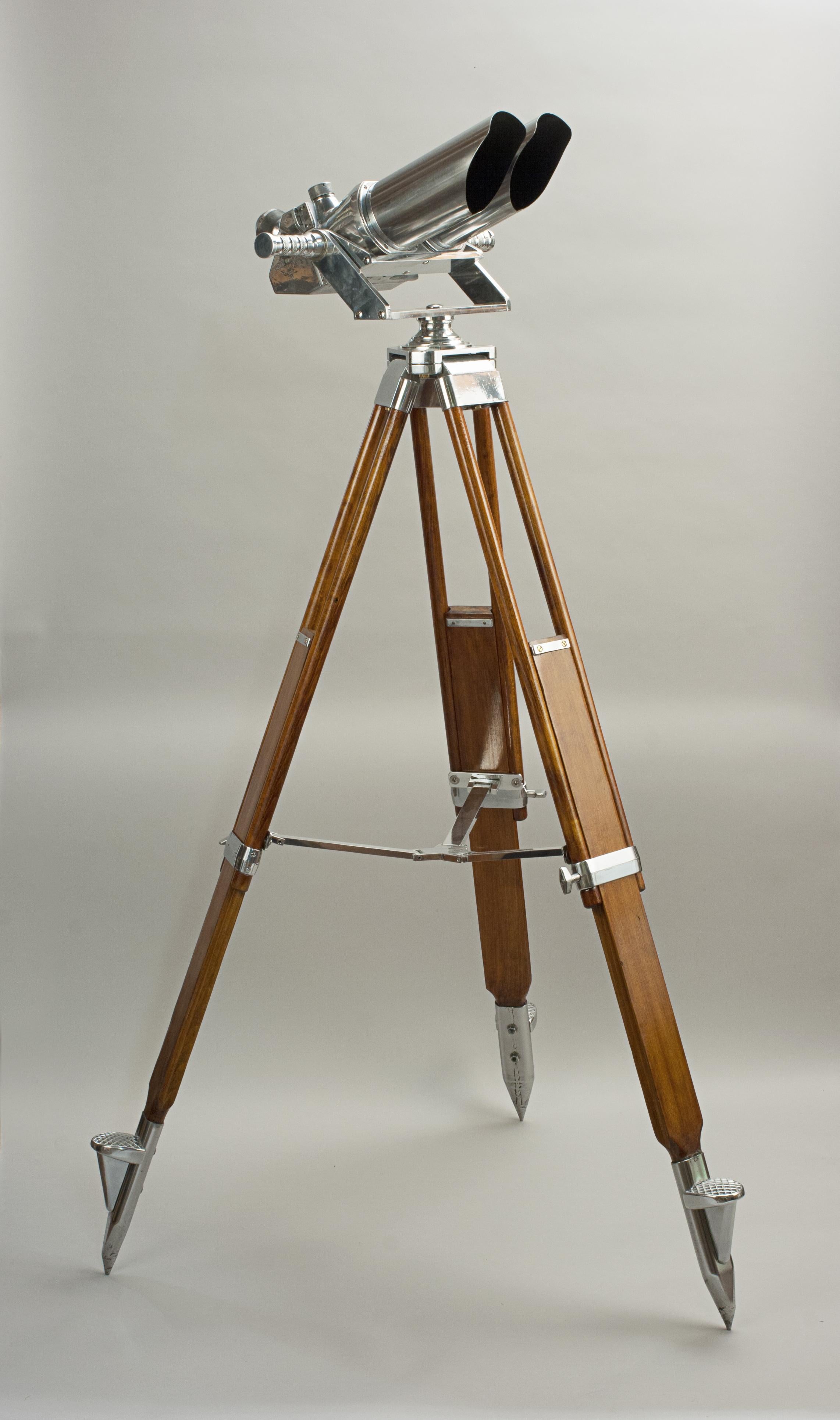 German Schneider Observation Binoculars, on Wooden Tripod Stand 9