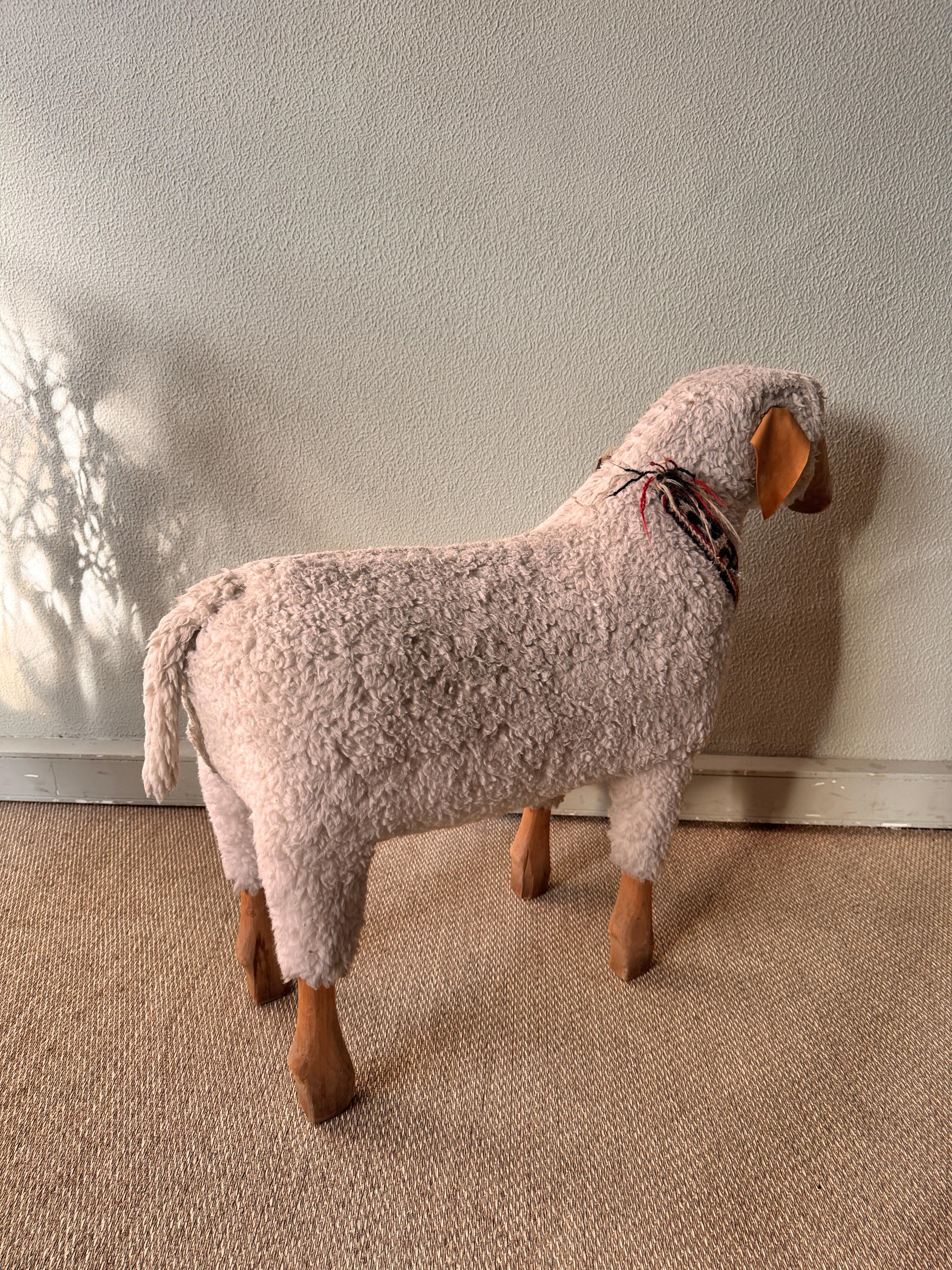Pelle Sgabello tedesco Sheep di Hans Peter Krafft per Meier anni '70 in vendita