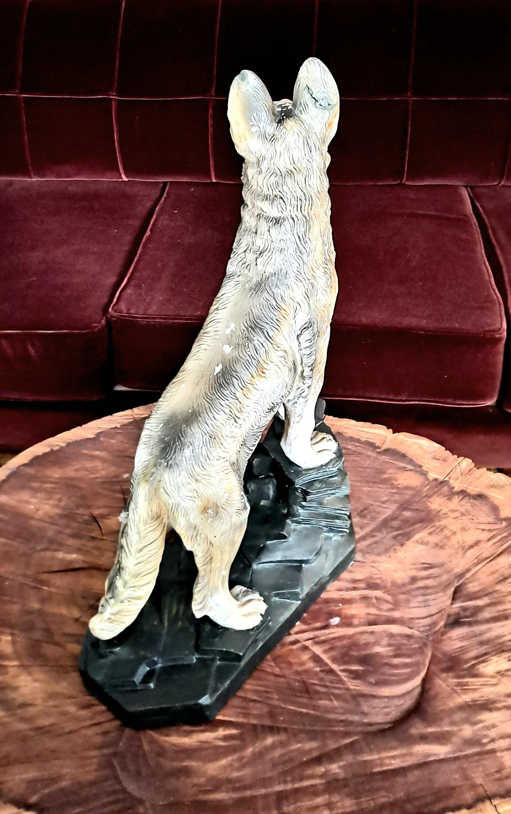 Artisanat Statue allemande Shepard des années 1950   en vente