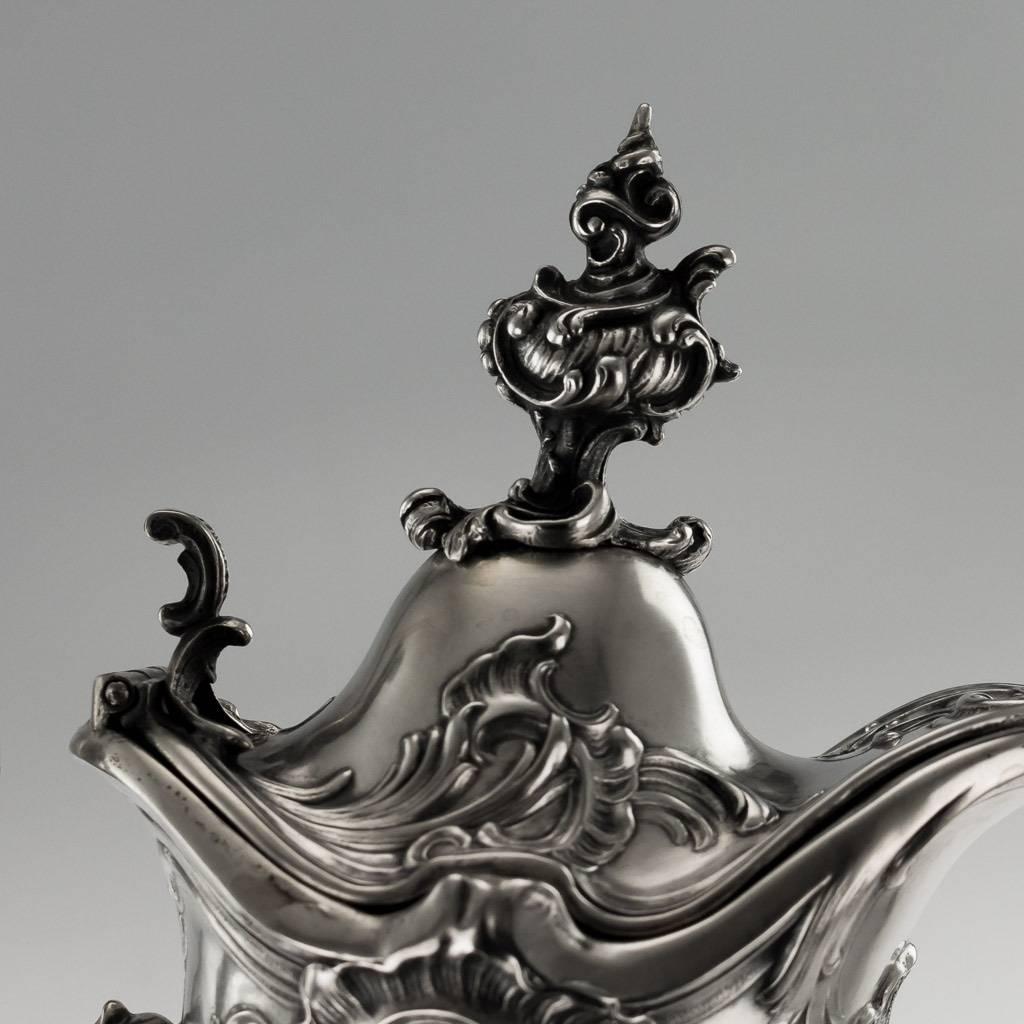 Massiver Krug aus deutschem Silber und geschliffenem Glas:: um 1890 (19. Jahrhundert) im Angebot