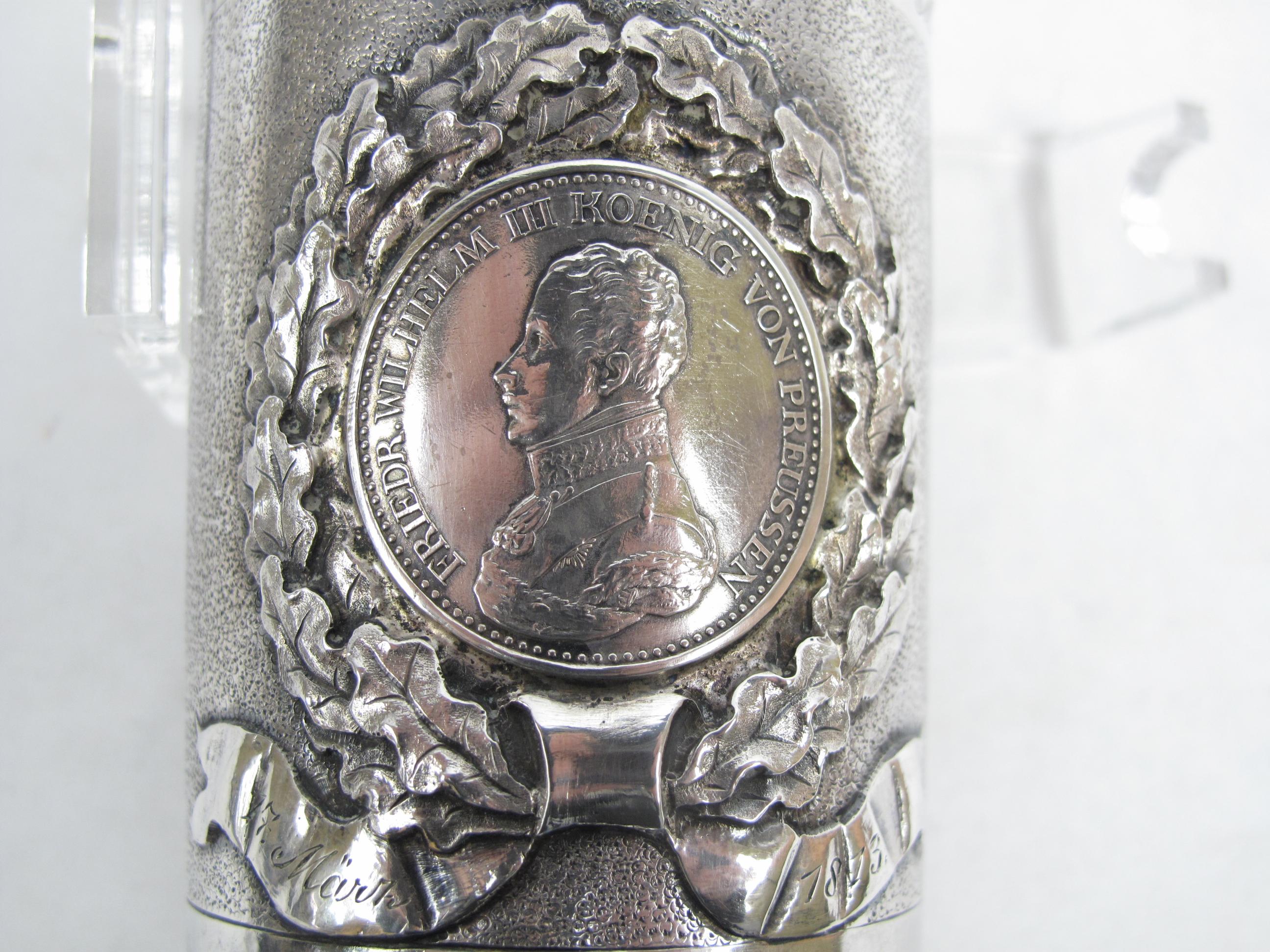 German Silver Footed Beaker Cup Napoleonic War Prussian Veteran W/ Medal Insets In Good Condition For Sale In Portland, OR
