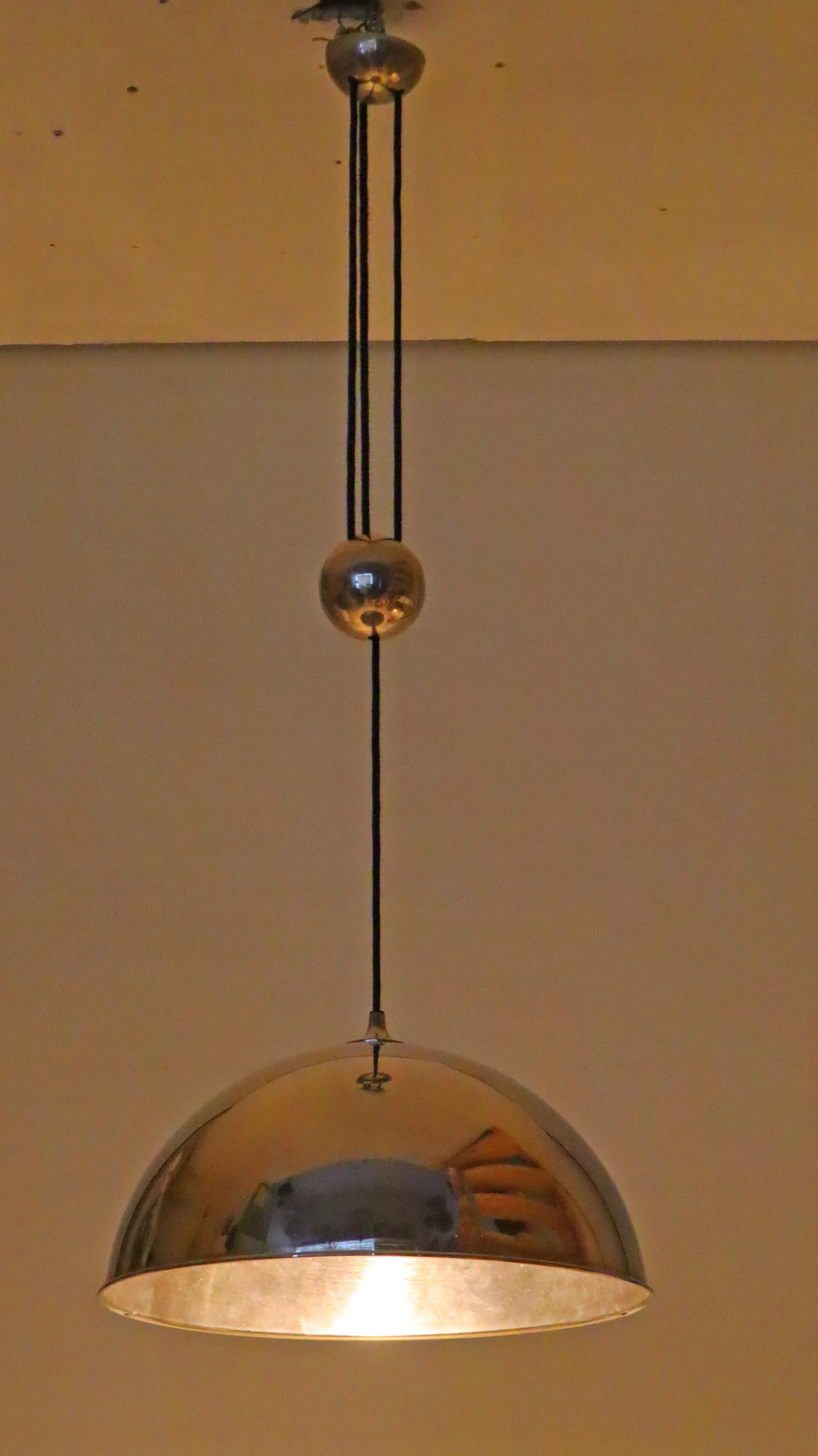 Ciondolo da soffitto tedesco Solan in nichel con contrappeso di Florian Schulz, anni '70 in vendita 11
