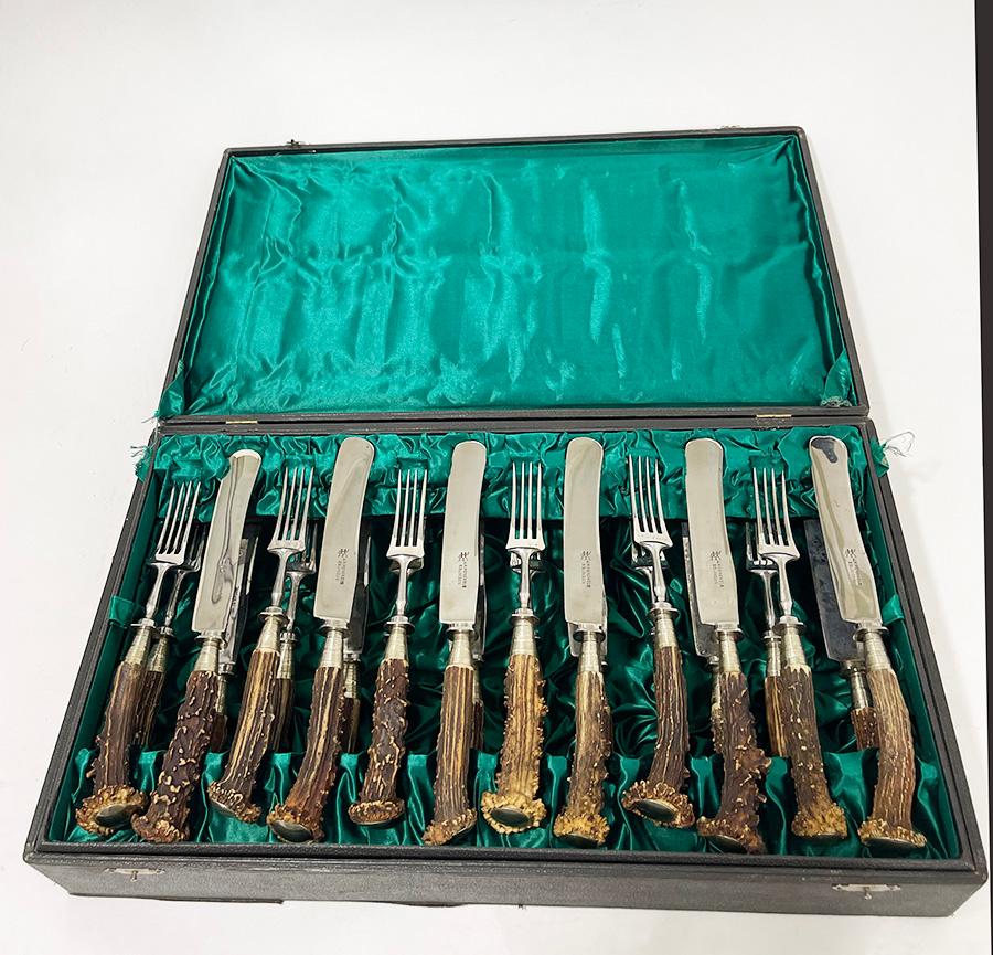 German Solingen J.A. Henckels cutlery set in box, ca 1900 For Sale 2
