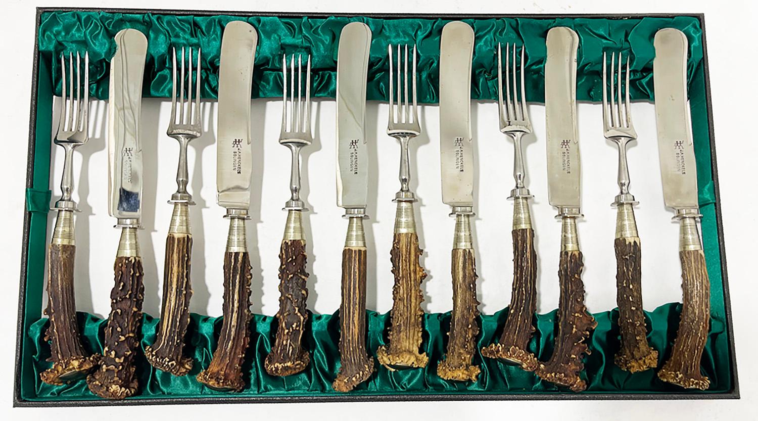 20th Century German Solingen J.A. Henckels cutlery set in box, ca 1900 For Sale