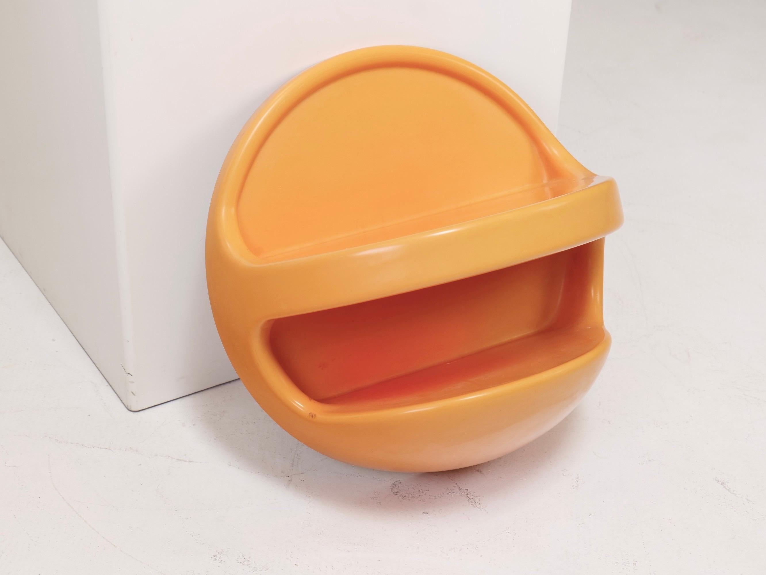 bubble wall storage